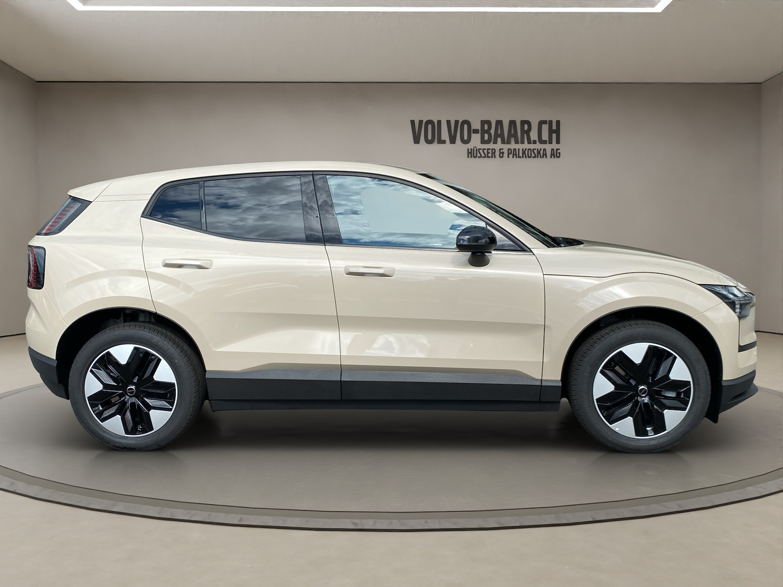 VOLVO EX 30 E60 Core XCITE-image-5