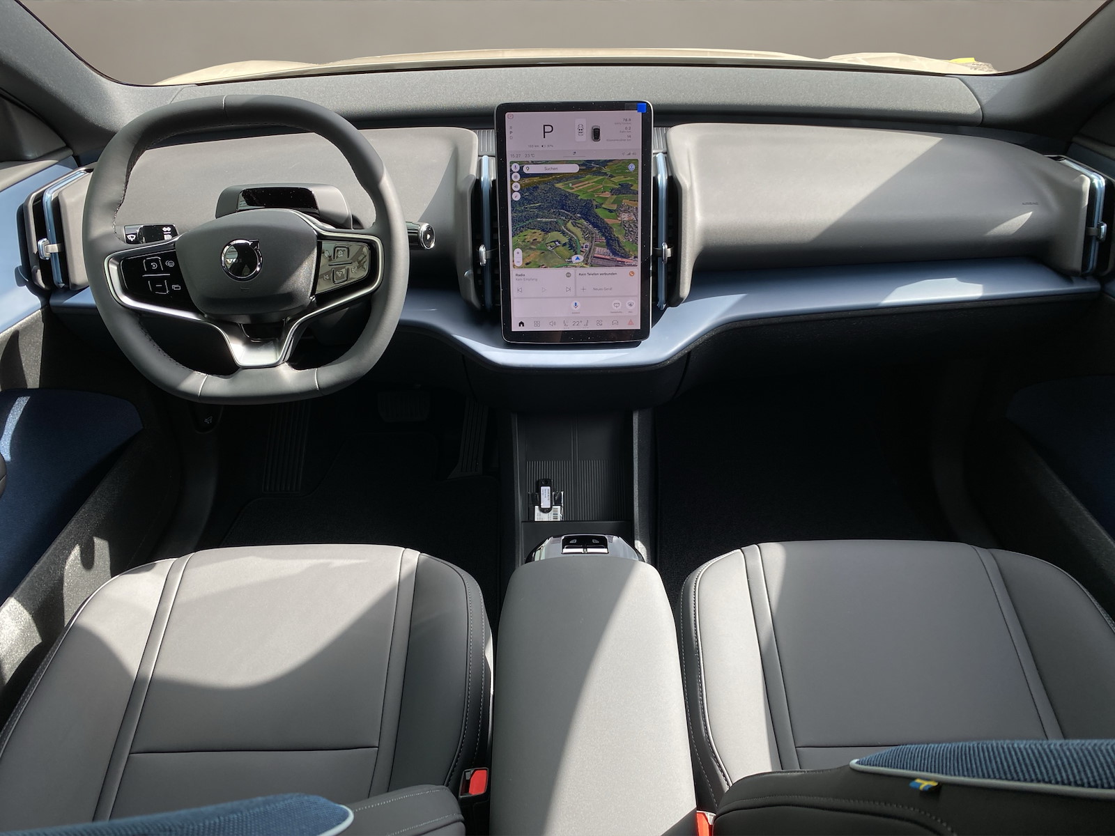 VOLVO EX 30 E60 Core XCITE-image-12