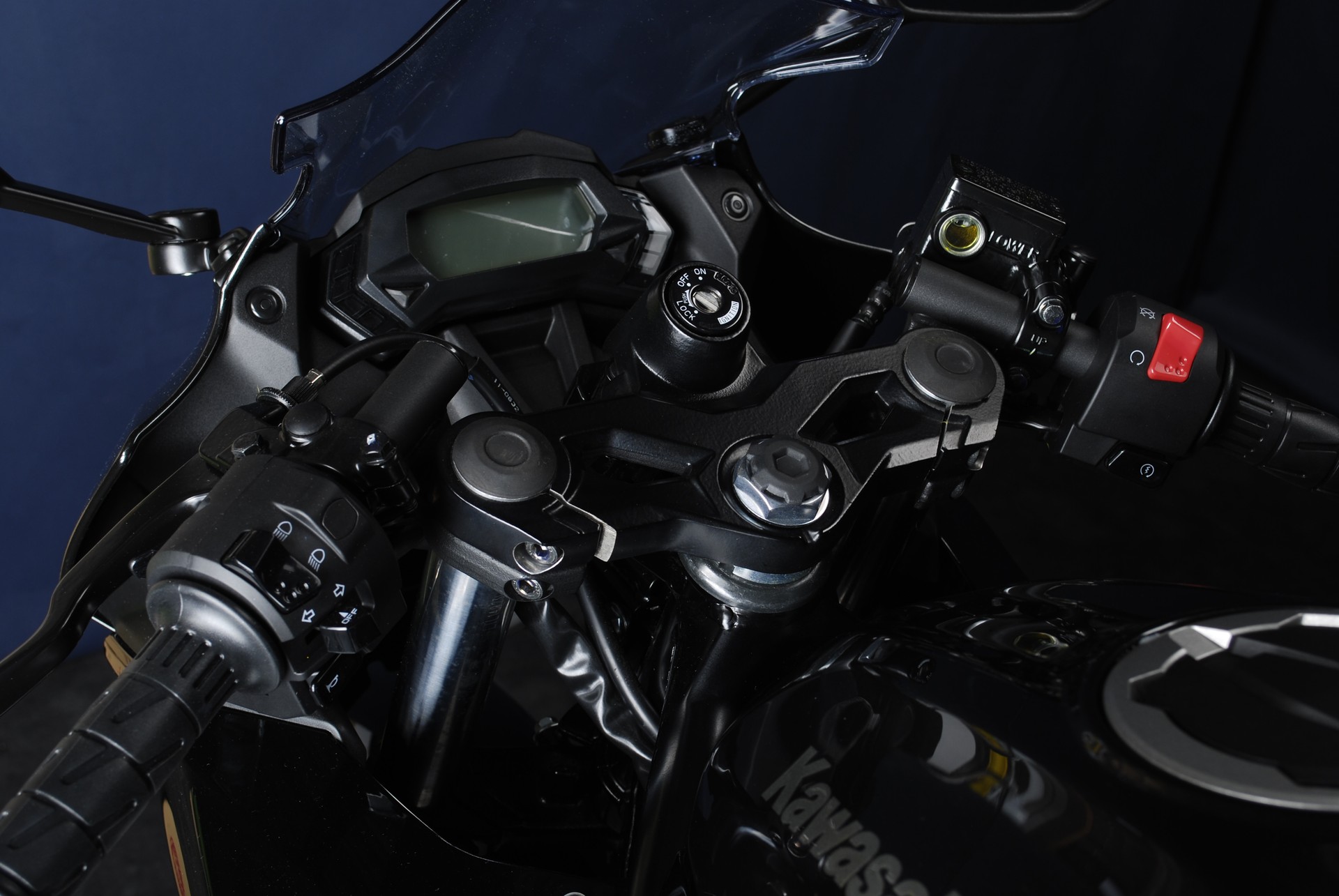 KAWASAKI NINJA 125 MY26-image-15
