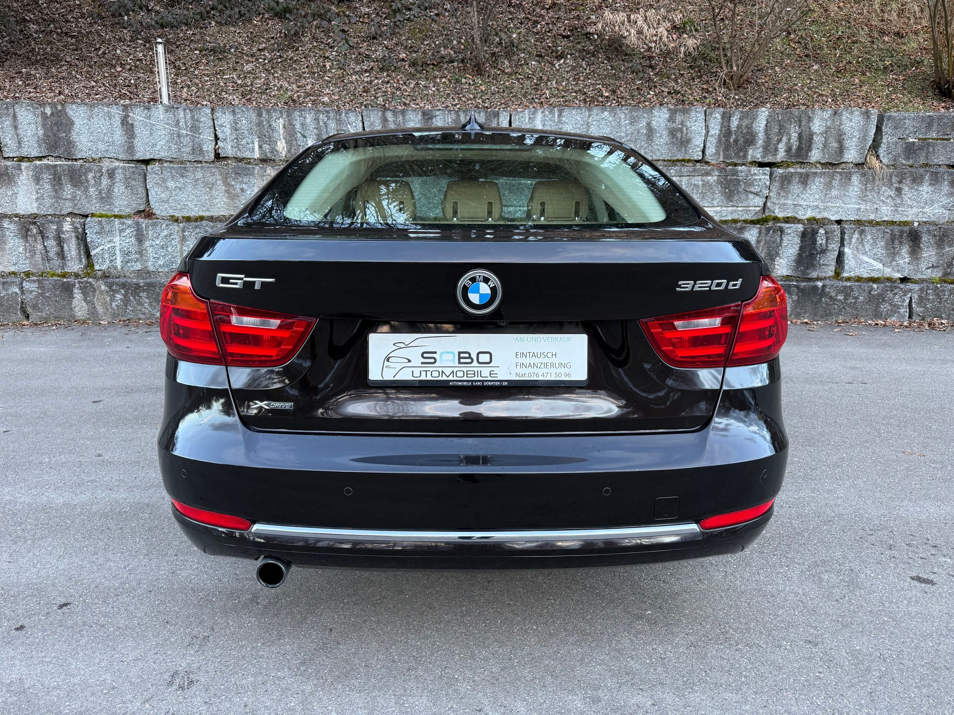 BMW 320d GT xDrive Luxury Line Steptronic-image-13