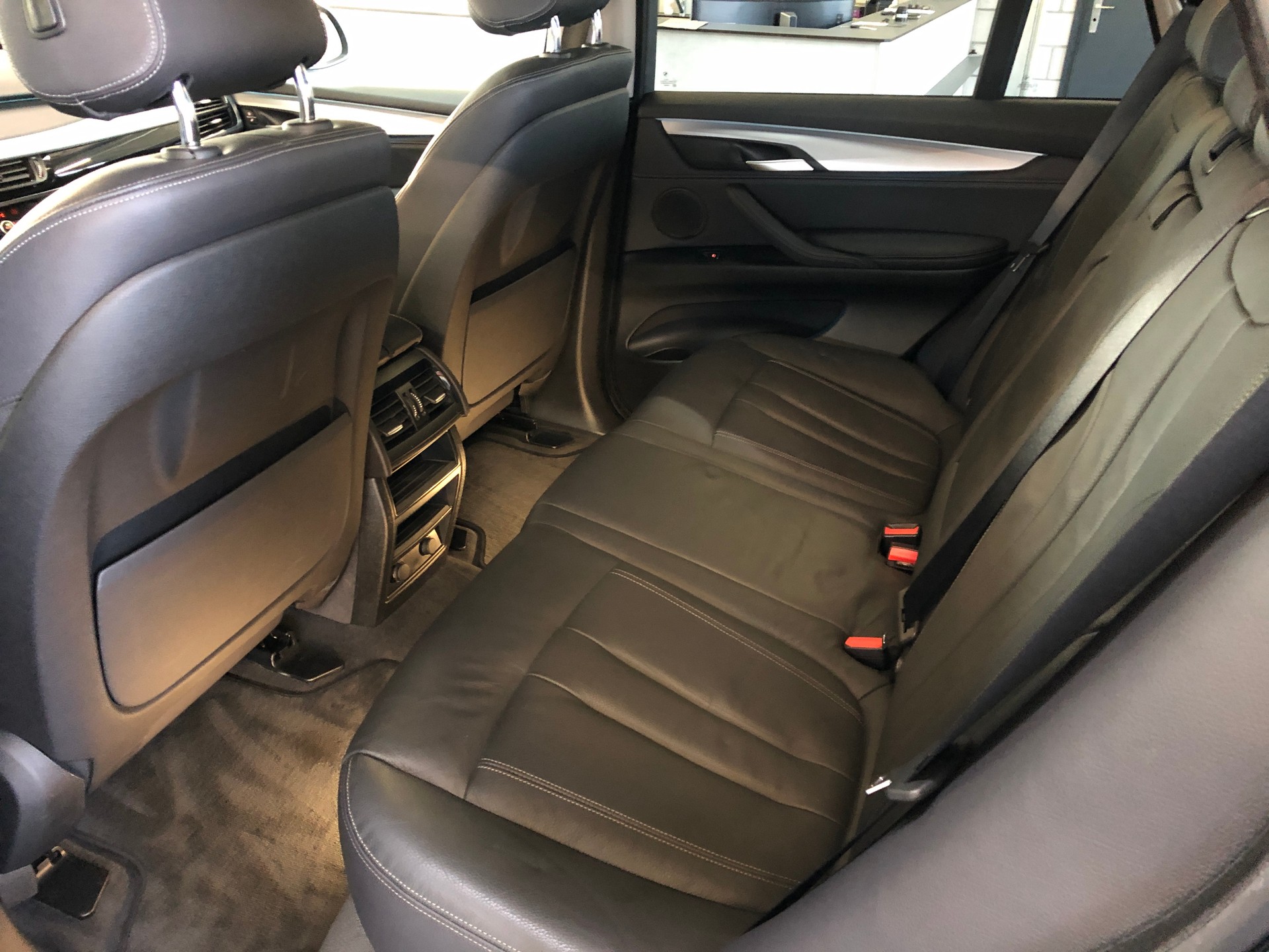 BMW X5 xDrive 25d Steptronic-image-21