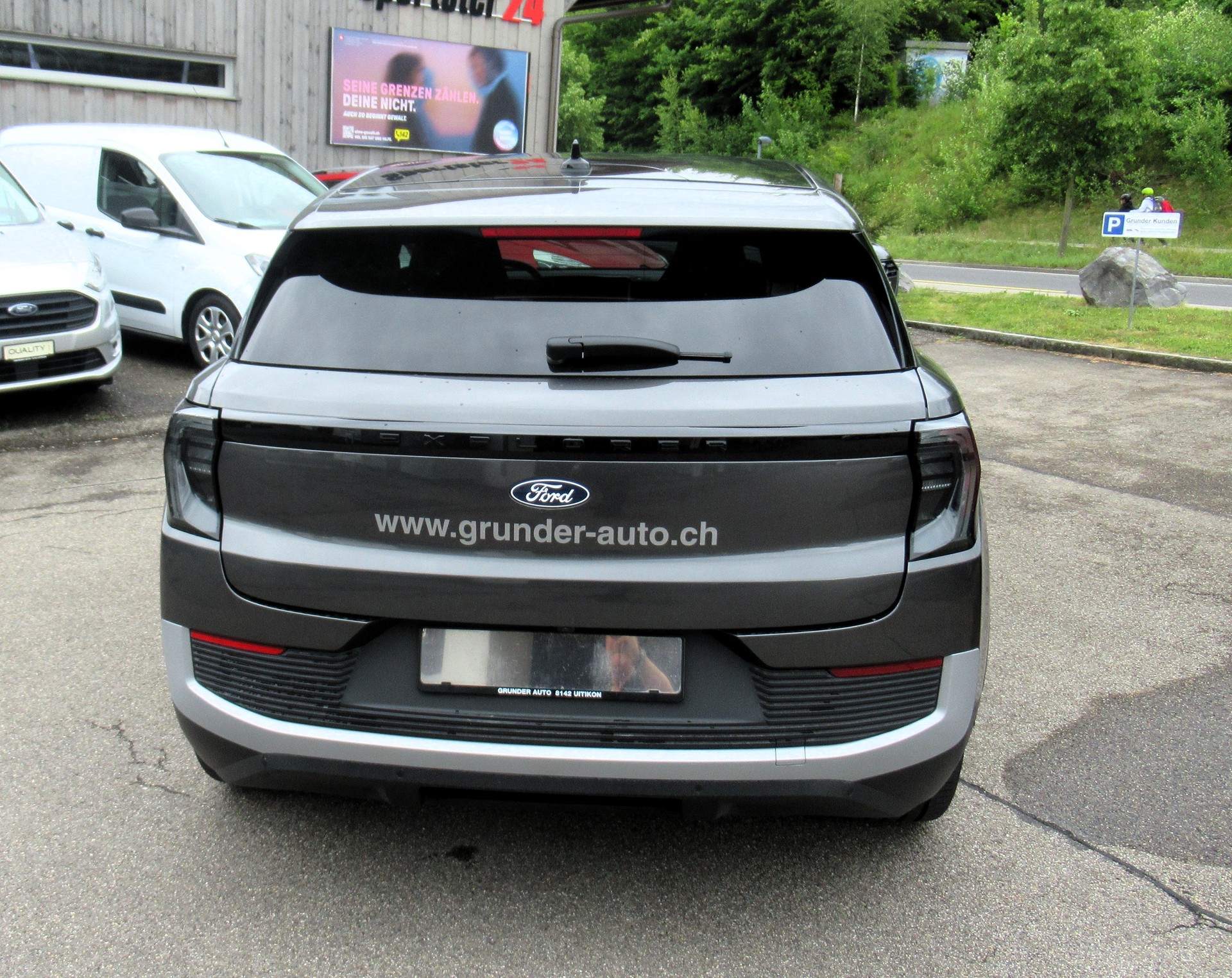 FORD Explorer Elektro 79kWh Dual Extended Range Premium AWD-image-4