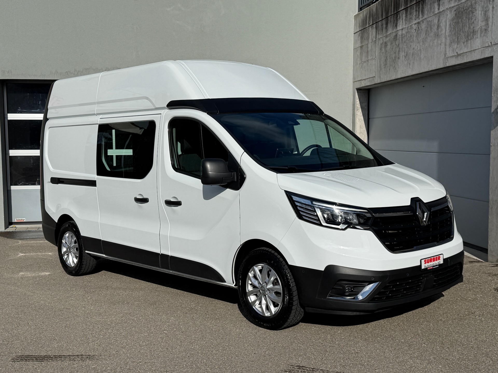 RENAULT Trafic 2.0 Blue dCi 150 Advance 3.5t L2H2 EN mit Anhängerkupplung-image-23