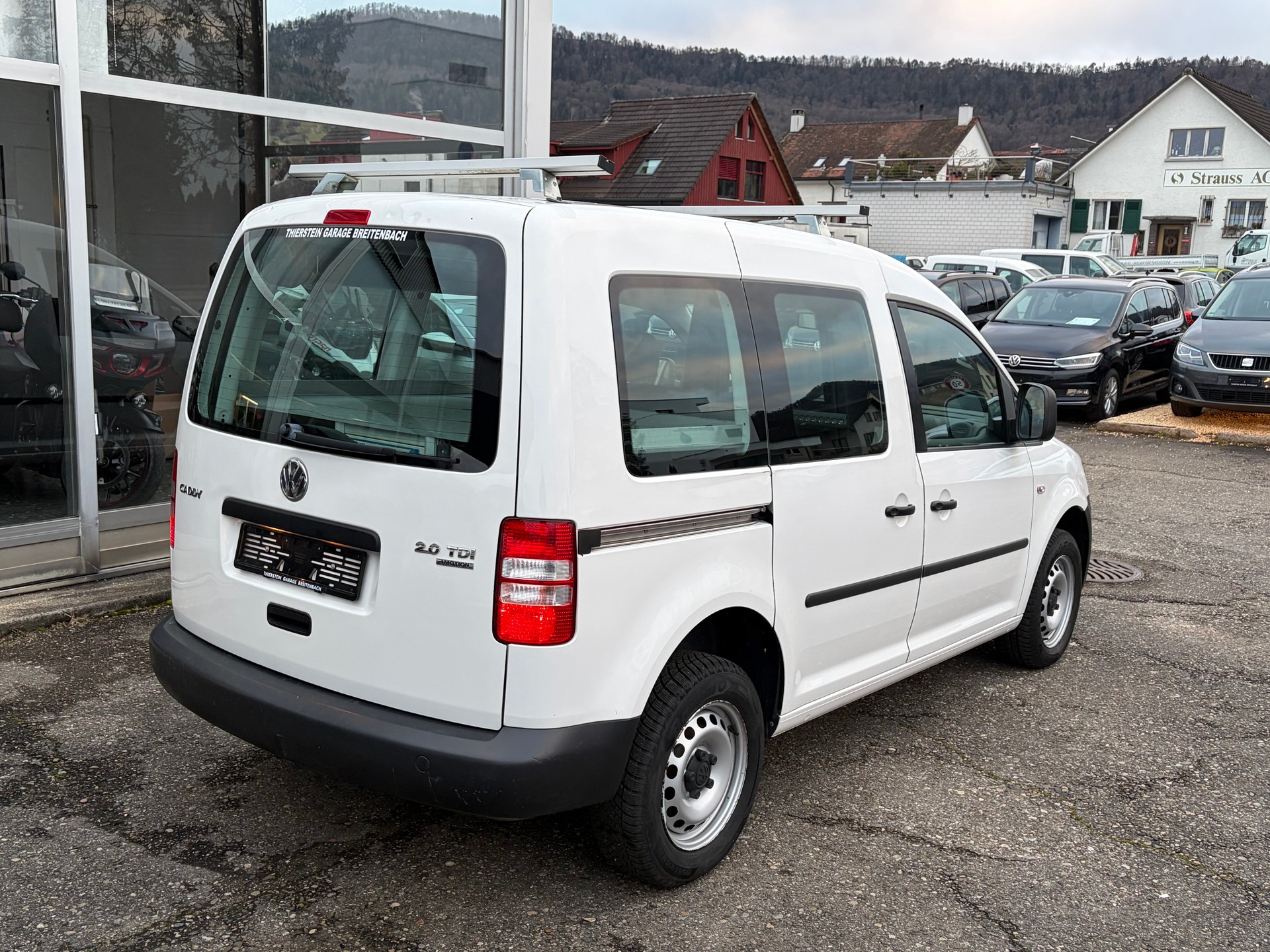VW Caddy 2.0 TDI 4Motion-image-5