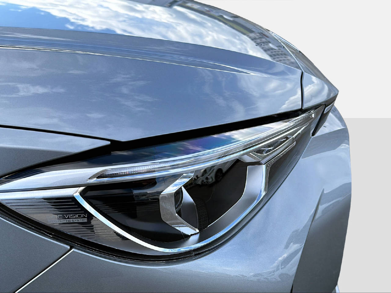 MG ZS 1.5 Hybrid+ Luxury-image-8