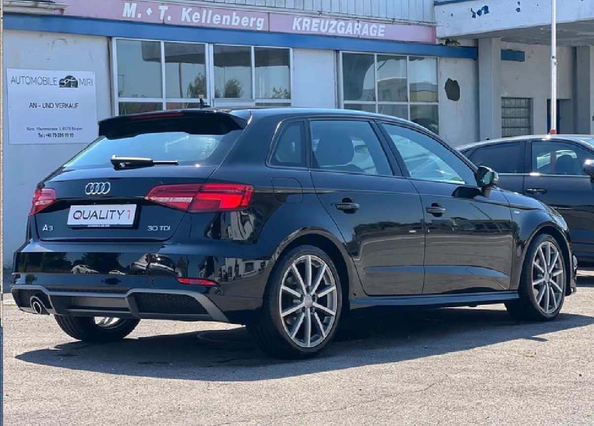 AUDI A3 Sportback 30 TDI S-line Sport-image-7