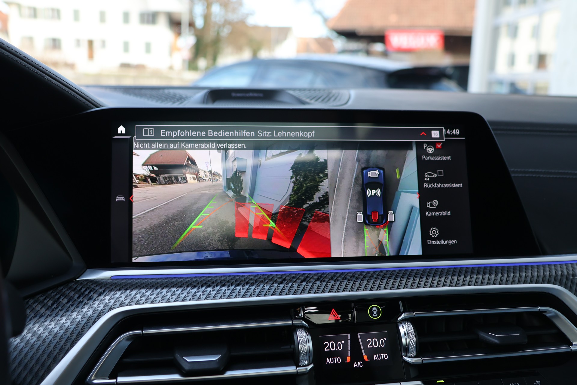 BMW X6M Steptronic M Competition (CH) "Tansanitblau"-image-24