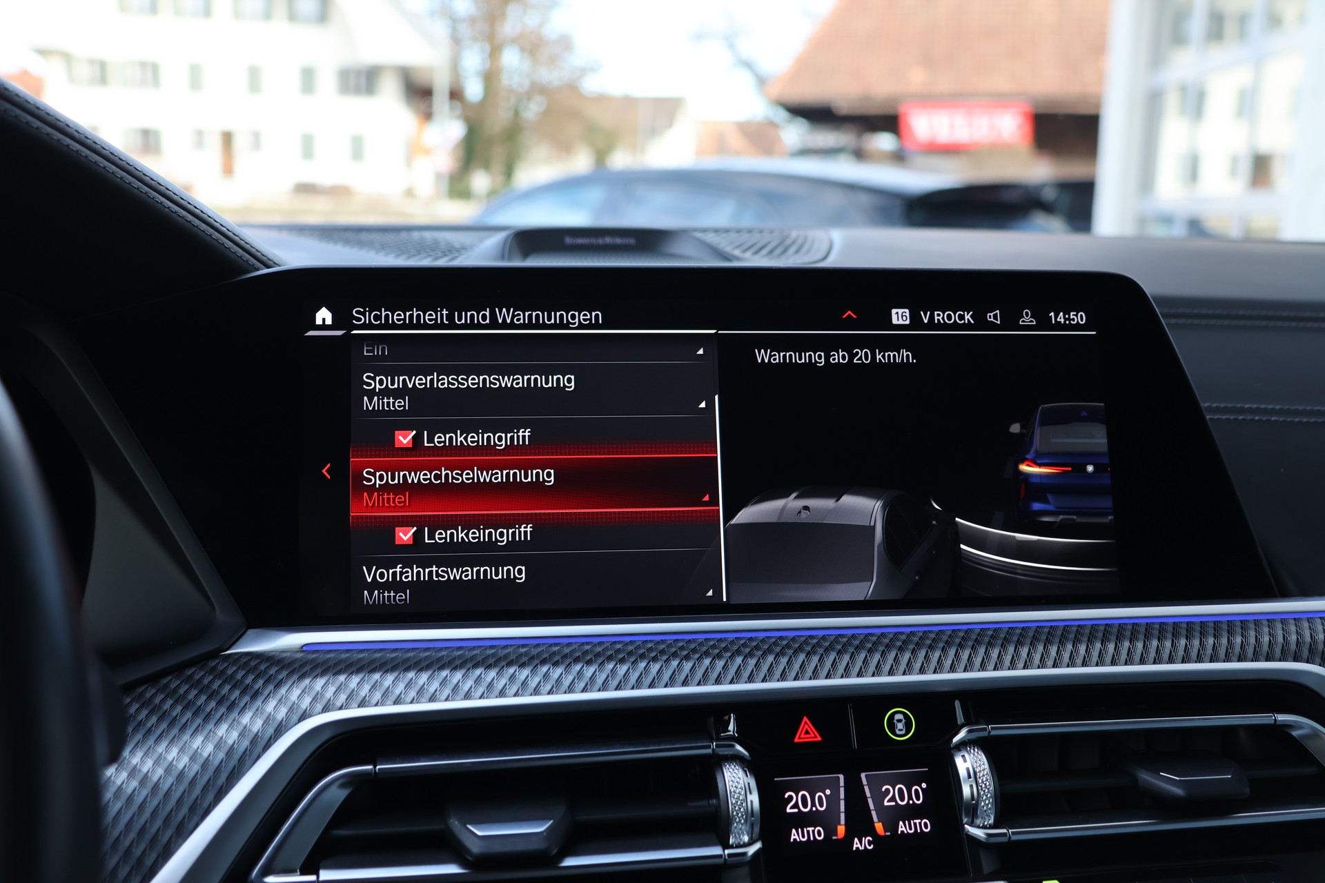 BMW X6M Steptronic M Competition (CH) "Tansanitblau"-image-26