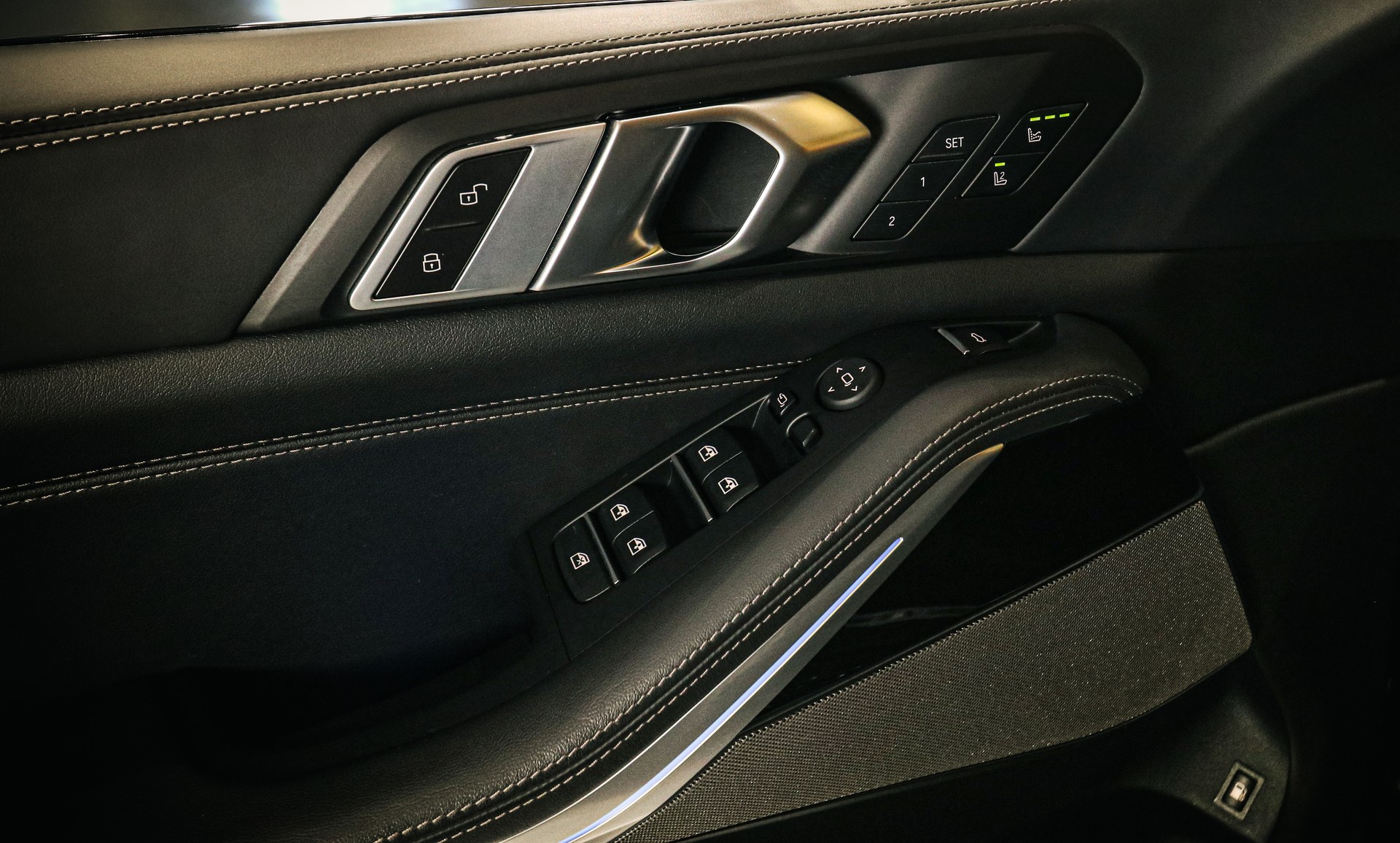 BMW X5 50e M Sport Pro xDrive Steptronic-image-25