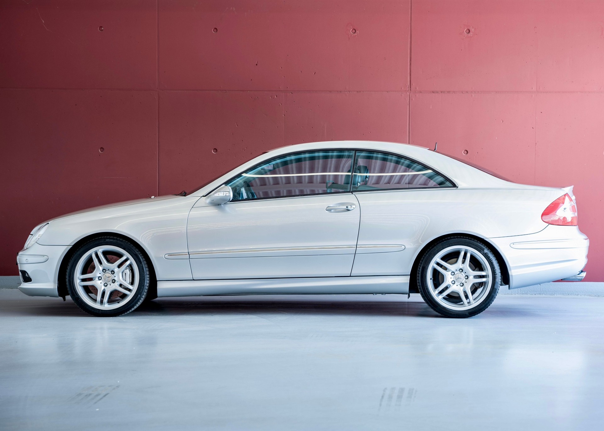 MERCEDES-BENZ CLK 55 AMG Avantgarde (Leasing 0.80%, 1st hand, 100% original, Designo interior, mint condition) - RESERVED !-image-6