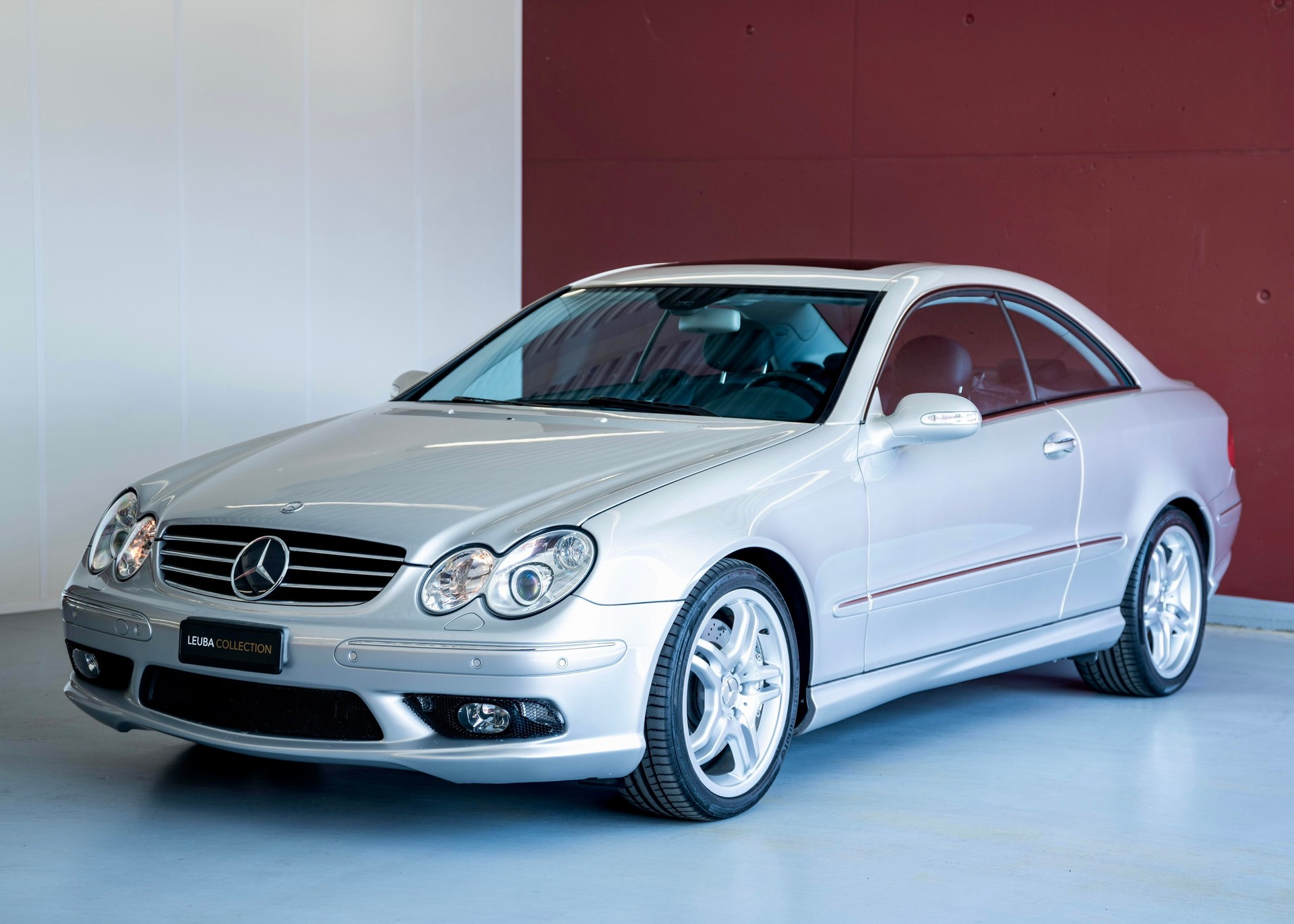 MERCEDES-BENZ CLK 55 AMG Avantgarde (Leasing 0.80%, 1st hand, 100% original, Designo interior, mint condition) - RESERVED !-image-4
