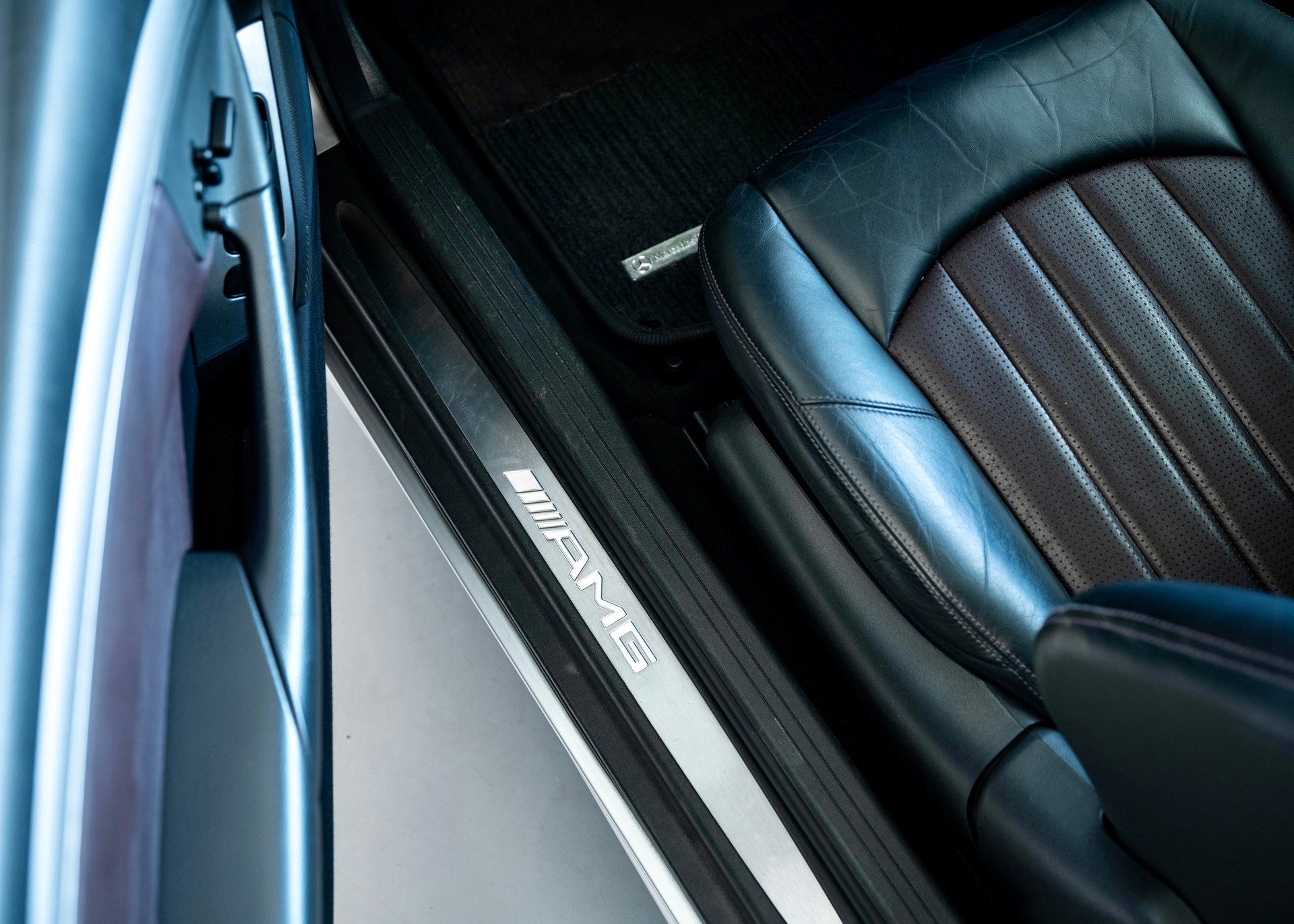 MERCEDES-BENZ CLK 55 AMG Avantgarde (Leasing 0.80%, 1st hand, 100% original, Designo interior, mint condition) - RESERVED !-image-29