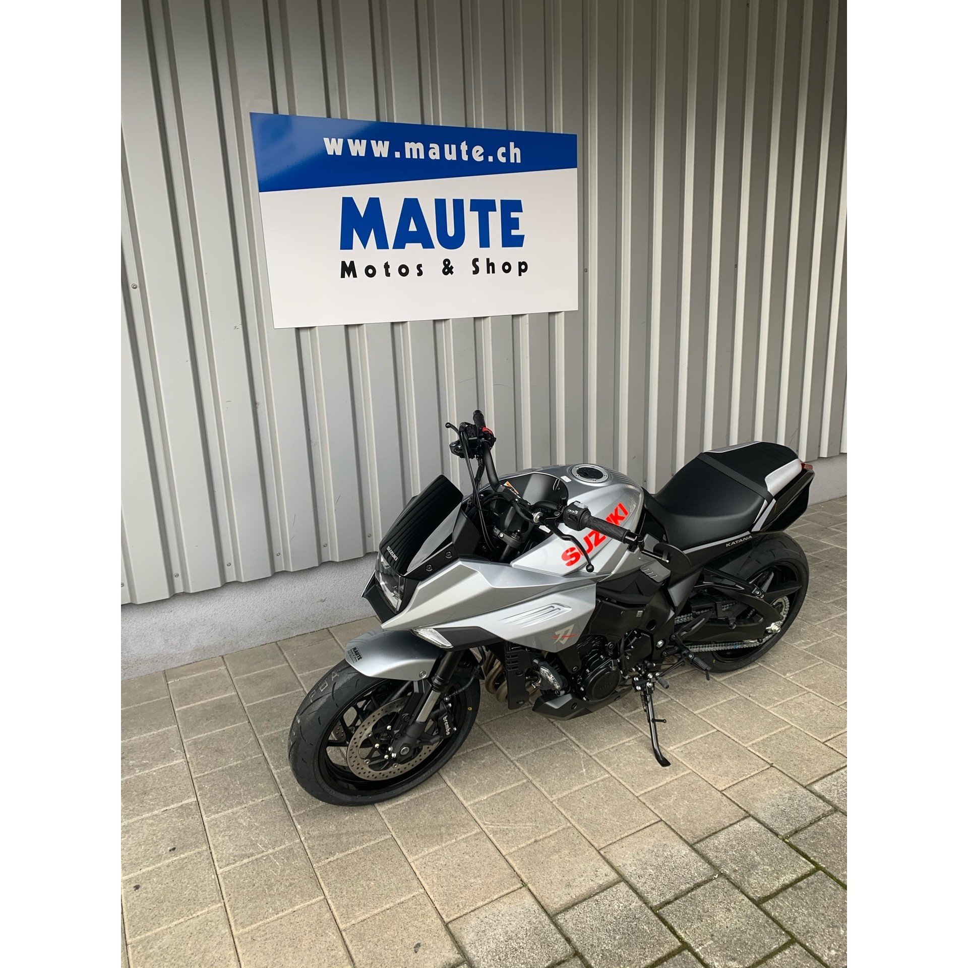 SUZUKI Katana-image-1