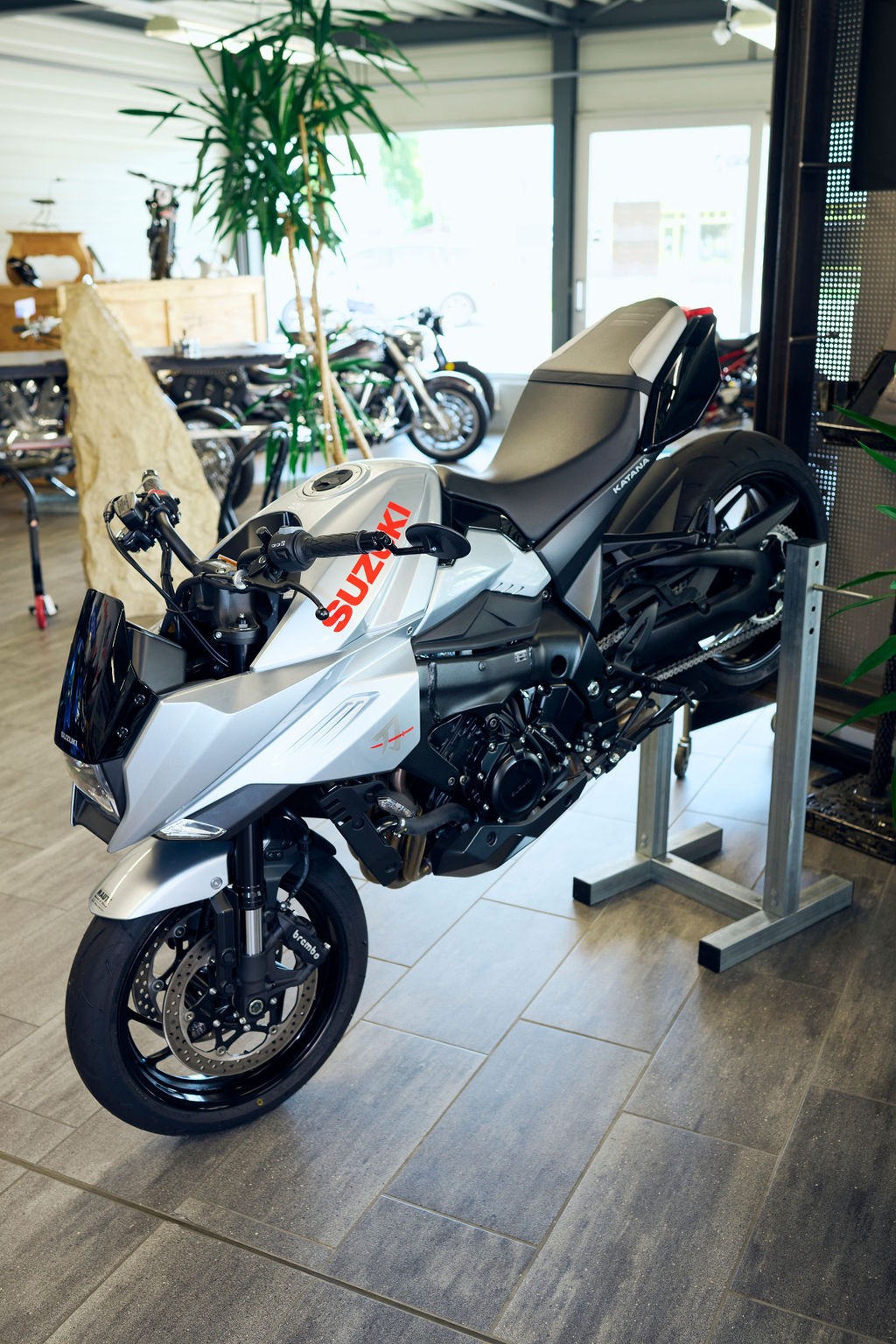 SUZUKI Katana-image-7