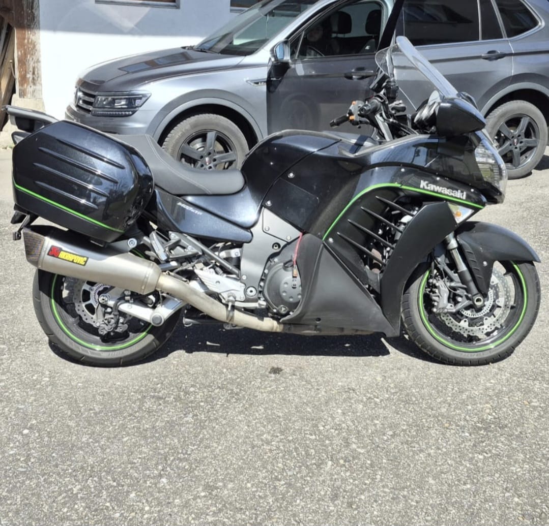 KAWASAKI GTR 1400 ABS