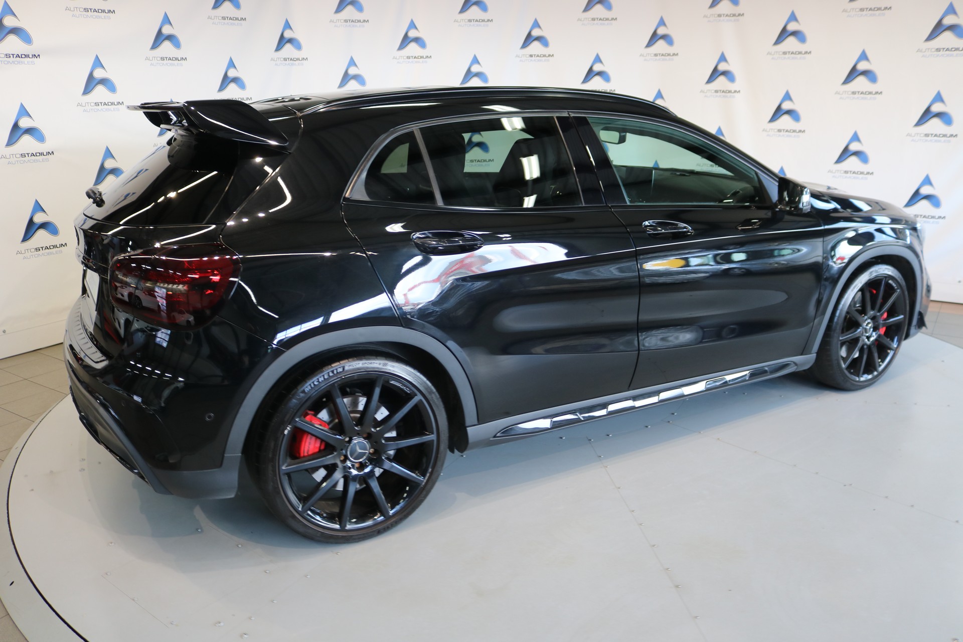 MERCEDES-BENZ GLA 45 AMG Night Edition 4Matic 7G-DCT-image-18