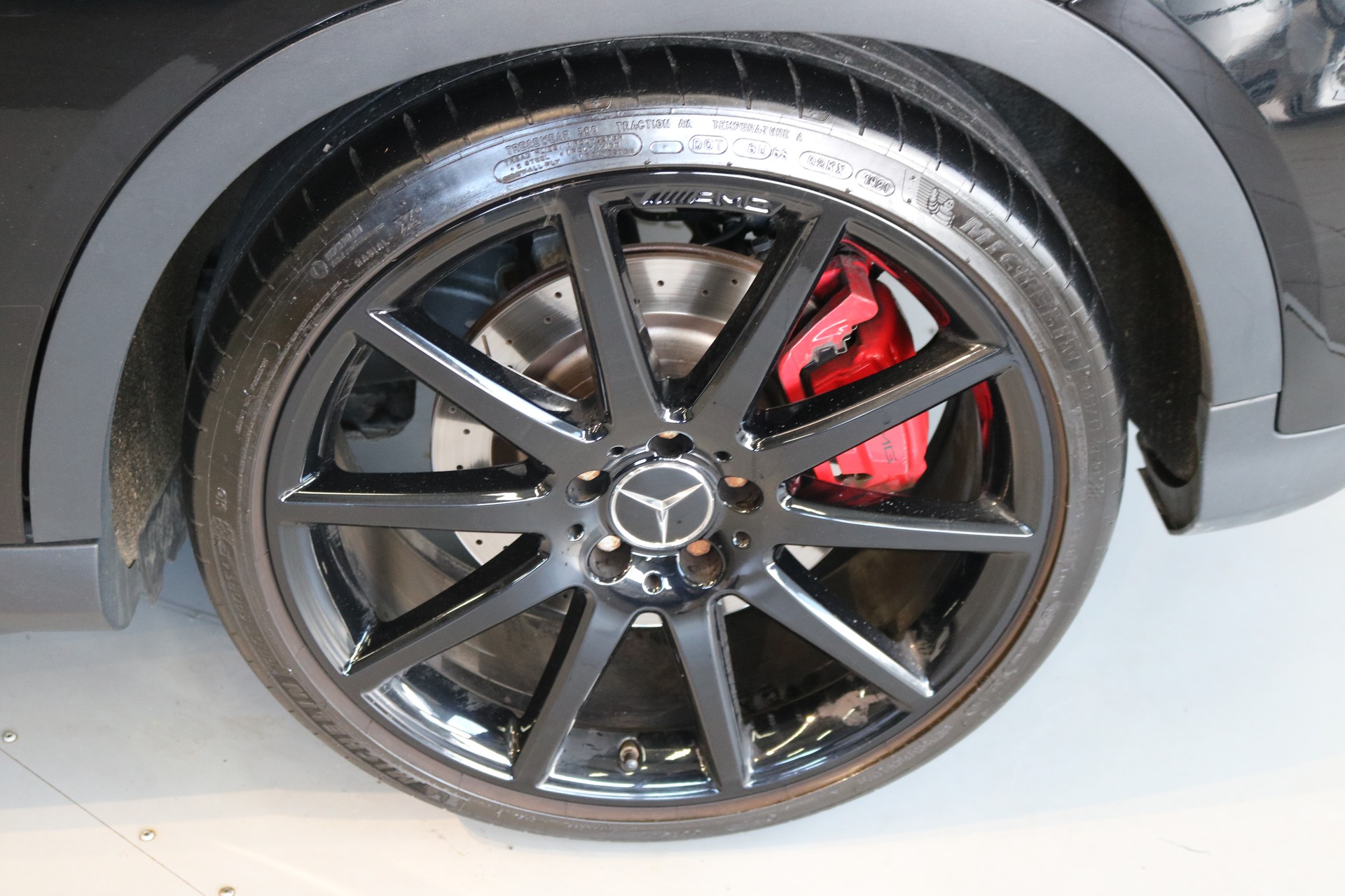 MERCEDES-BENZ GLA 45 AMG Night Edition 4Matic 7G-DCT-image-23