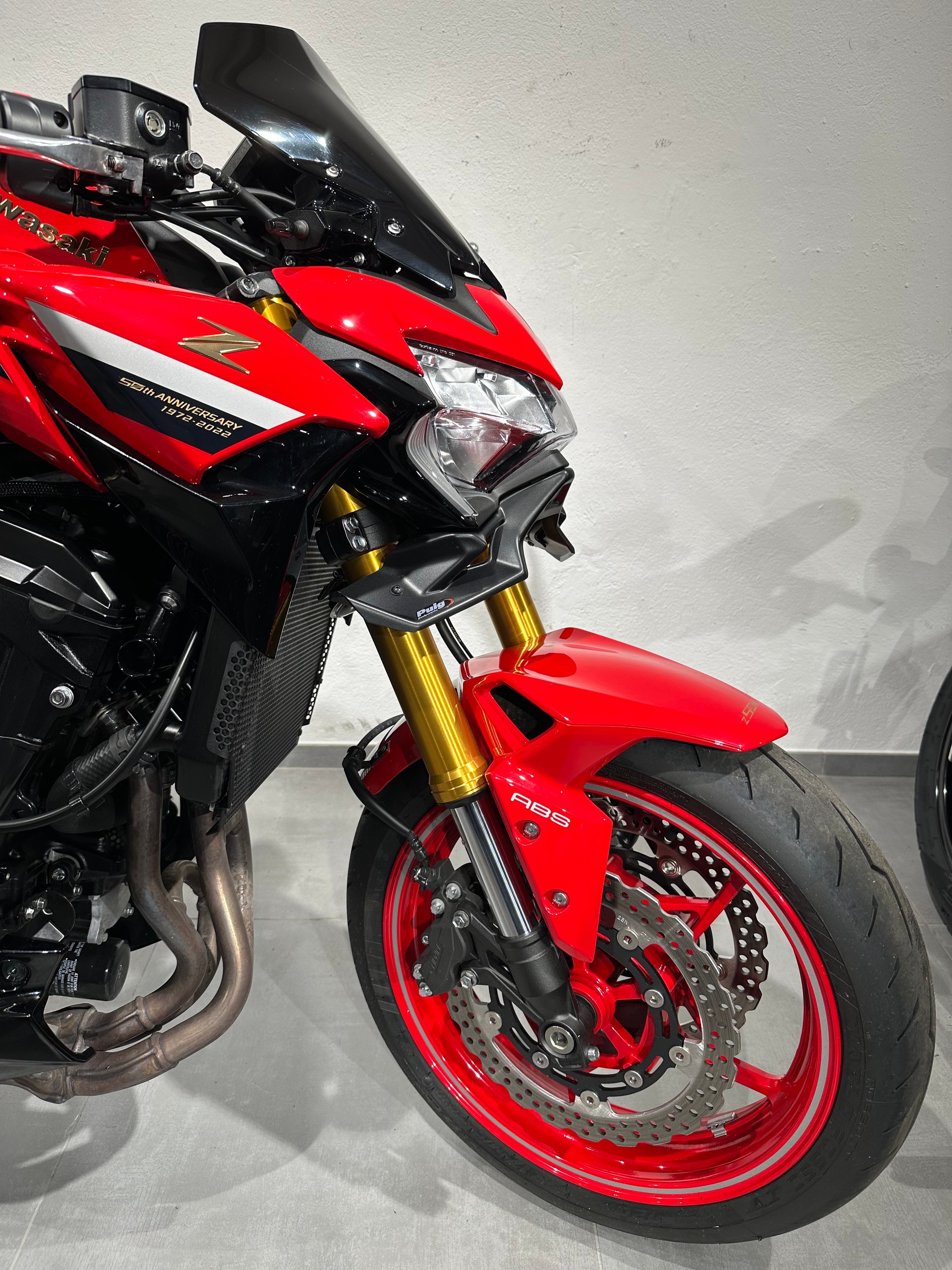 KAWASAKI Z 900-image-6