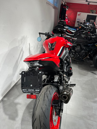 KAWASAKI Z 900-image-13