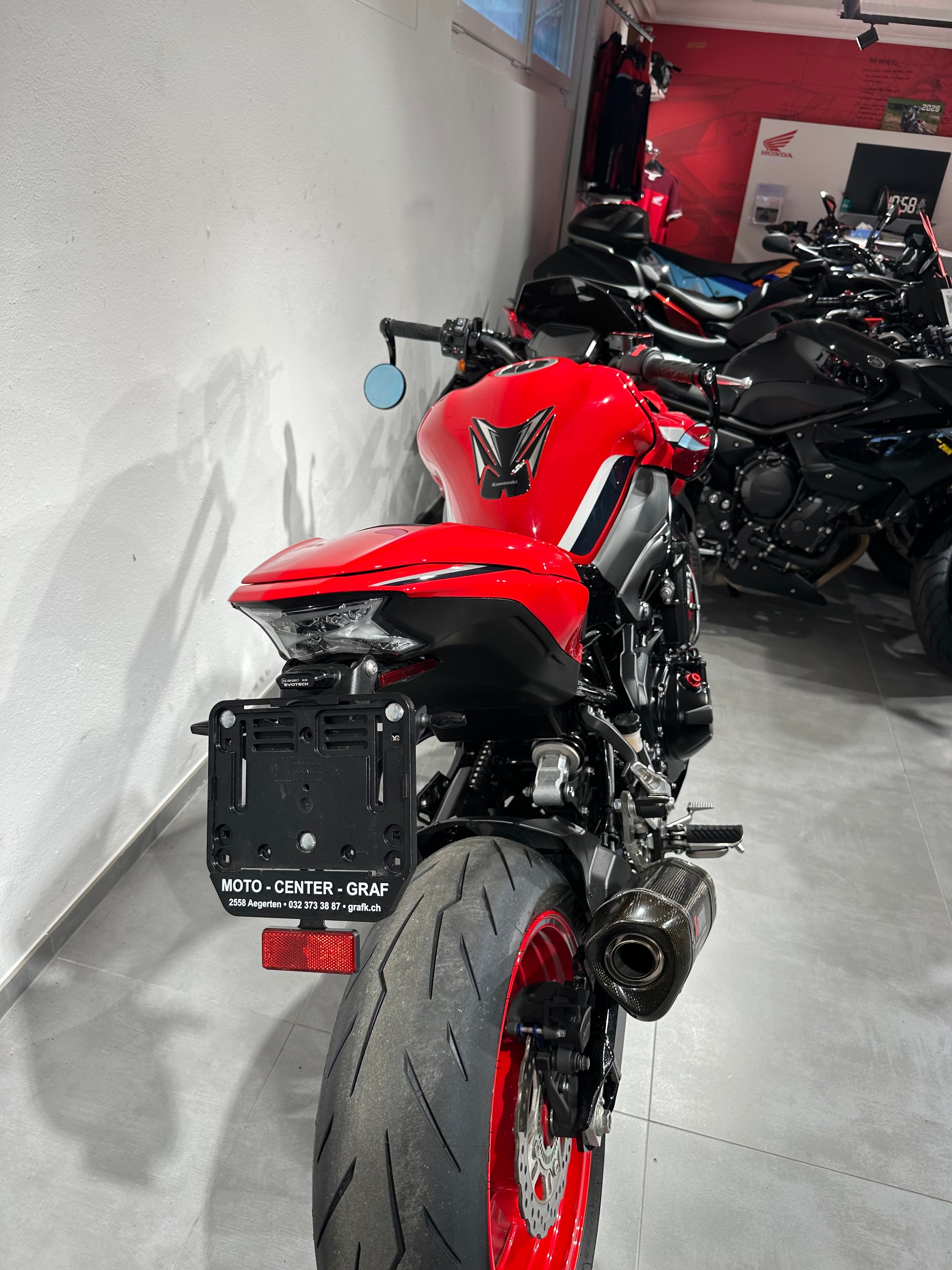 KAWASAKI Z 900-image-2