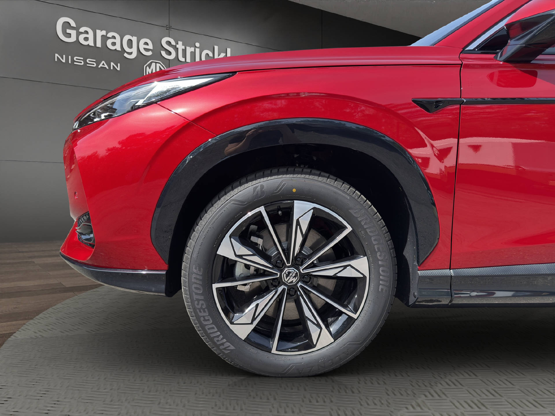 MG HS 1.5 Hybrid Luxury-image-8