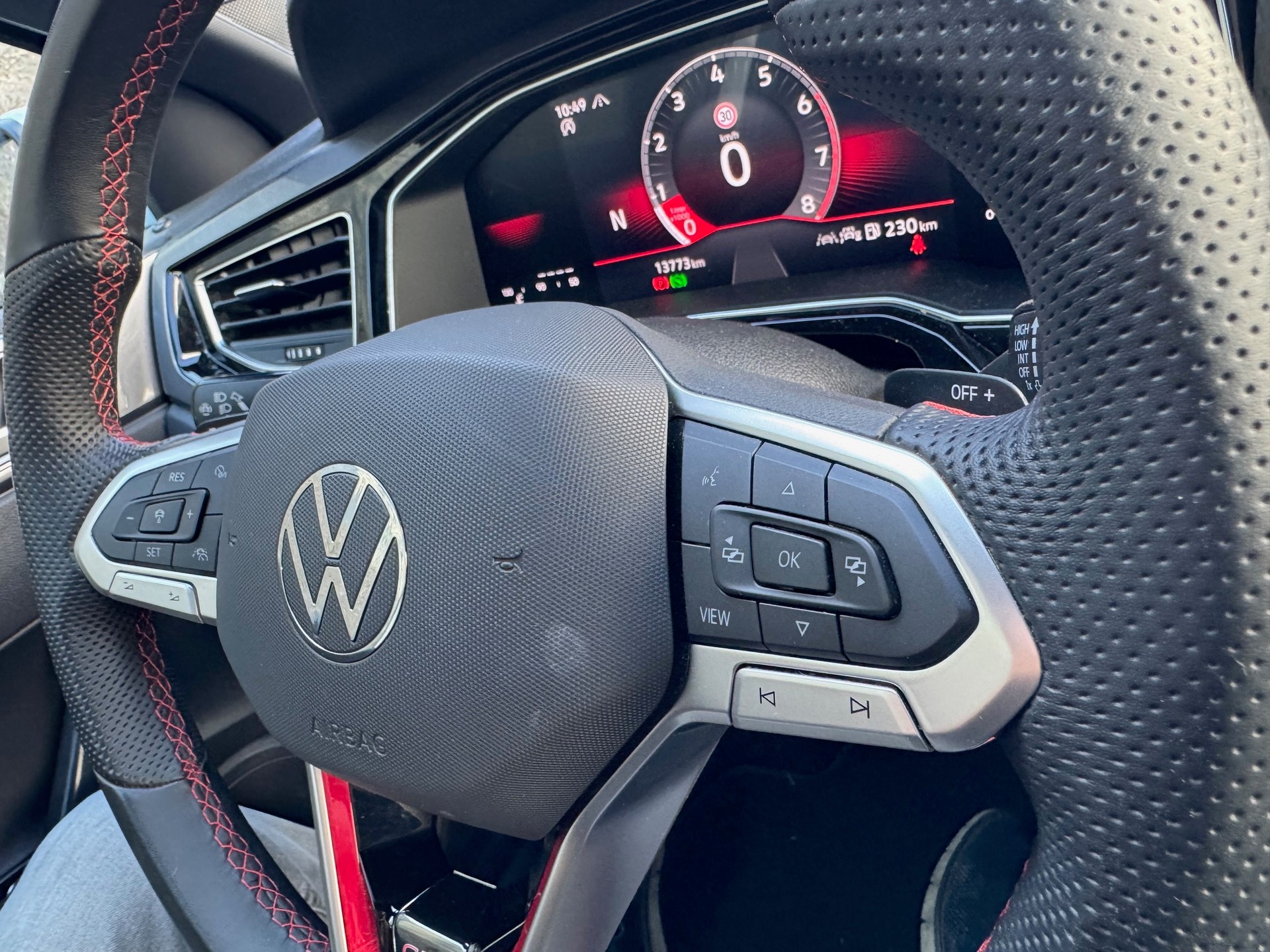 VW Polo 2.0 TSI GTI DSG-image-22