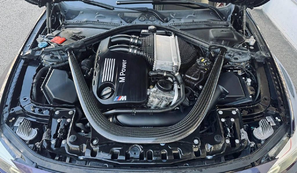BMW M3 *Handschalter*-image-17