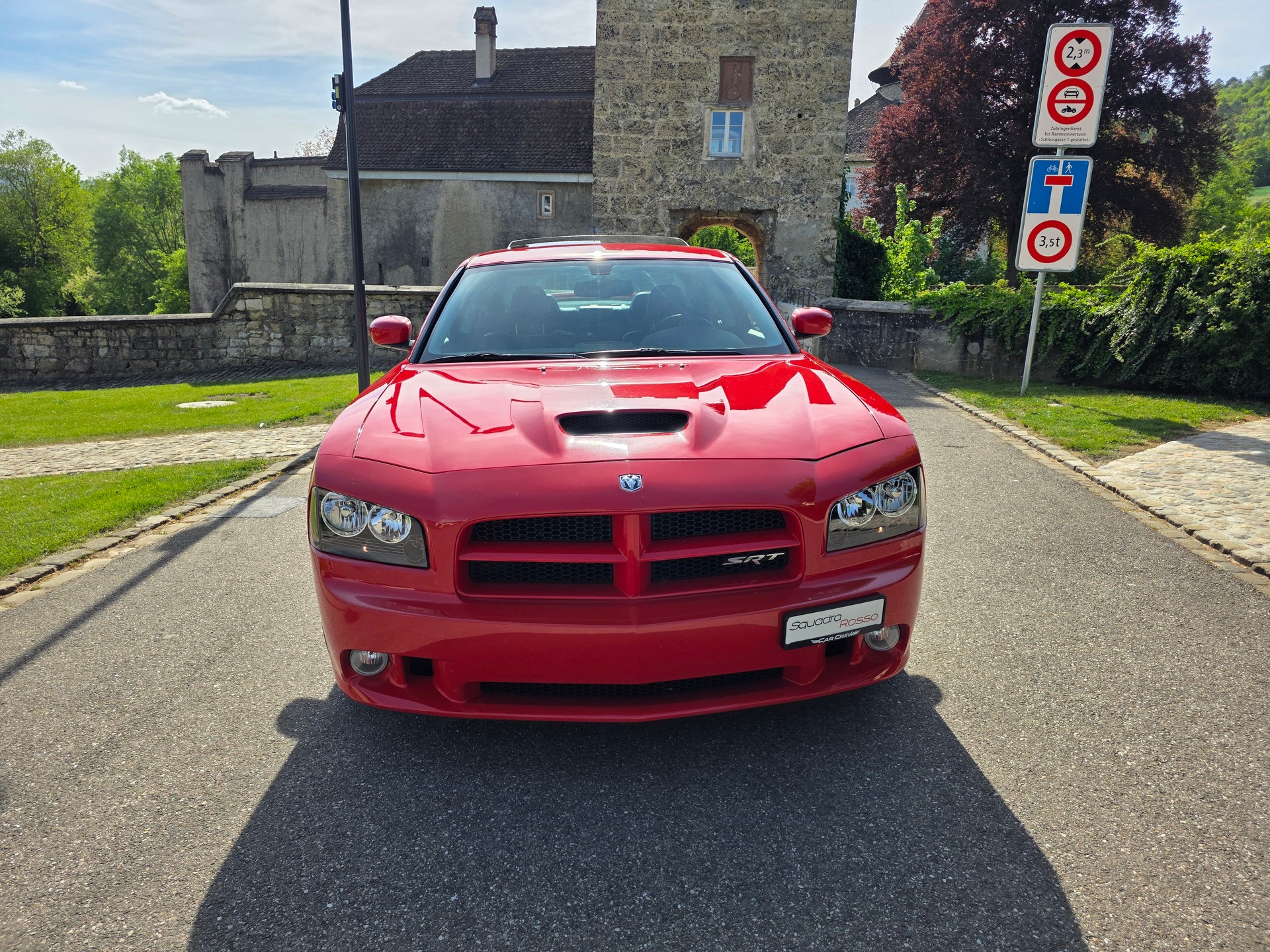 DODGE Charger SRT8-image-2