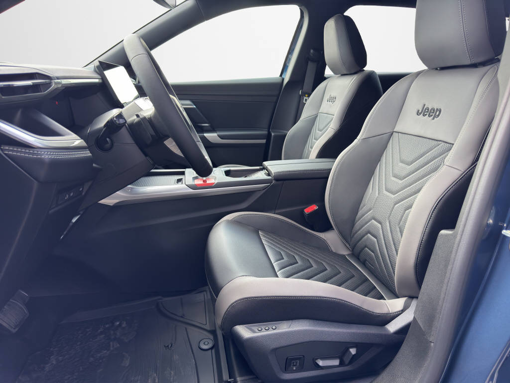 JEEP Compass 1.2 MHEV First Edition-image-8