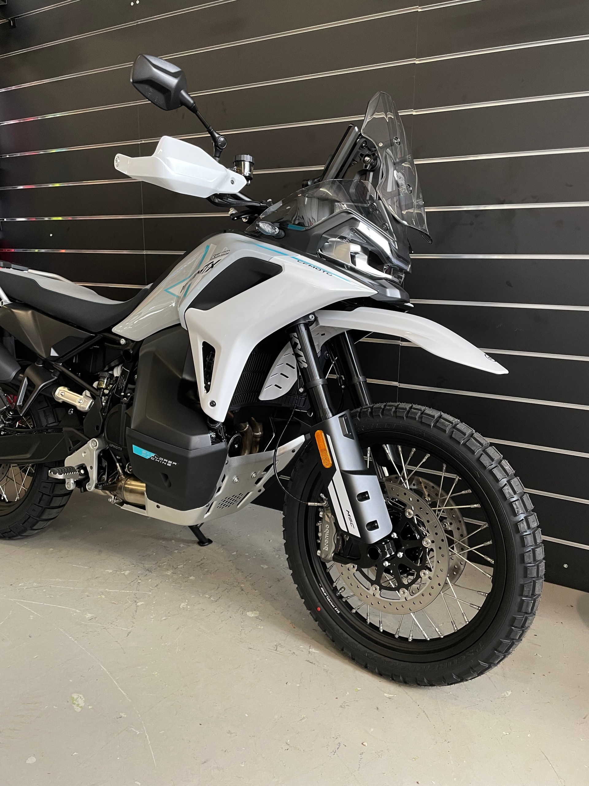 CF MOTO 1000 MT-X-image-2