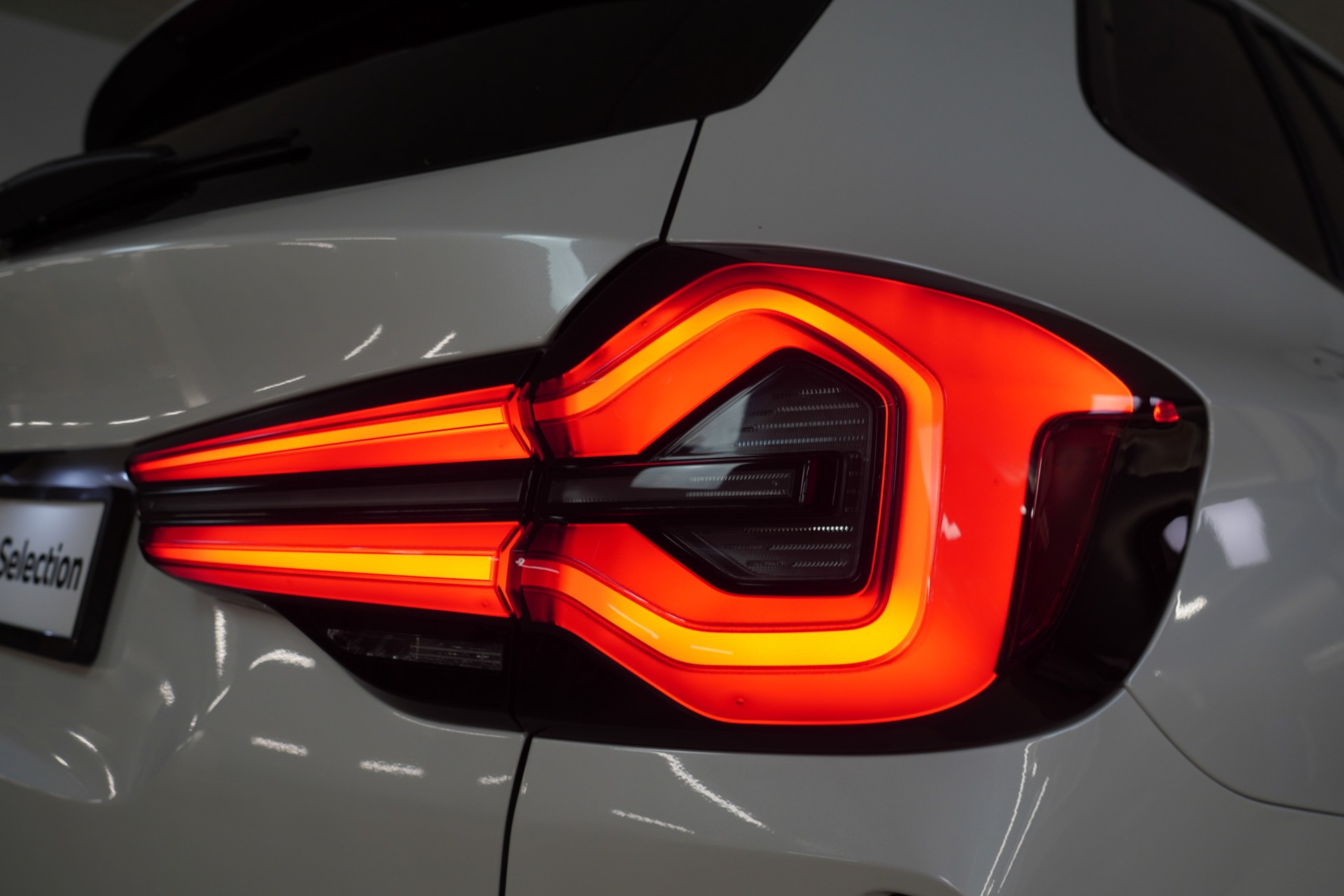 BMW iX3 Impressive-image-16