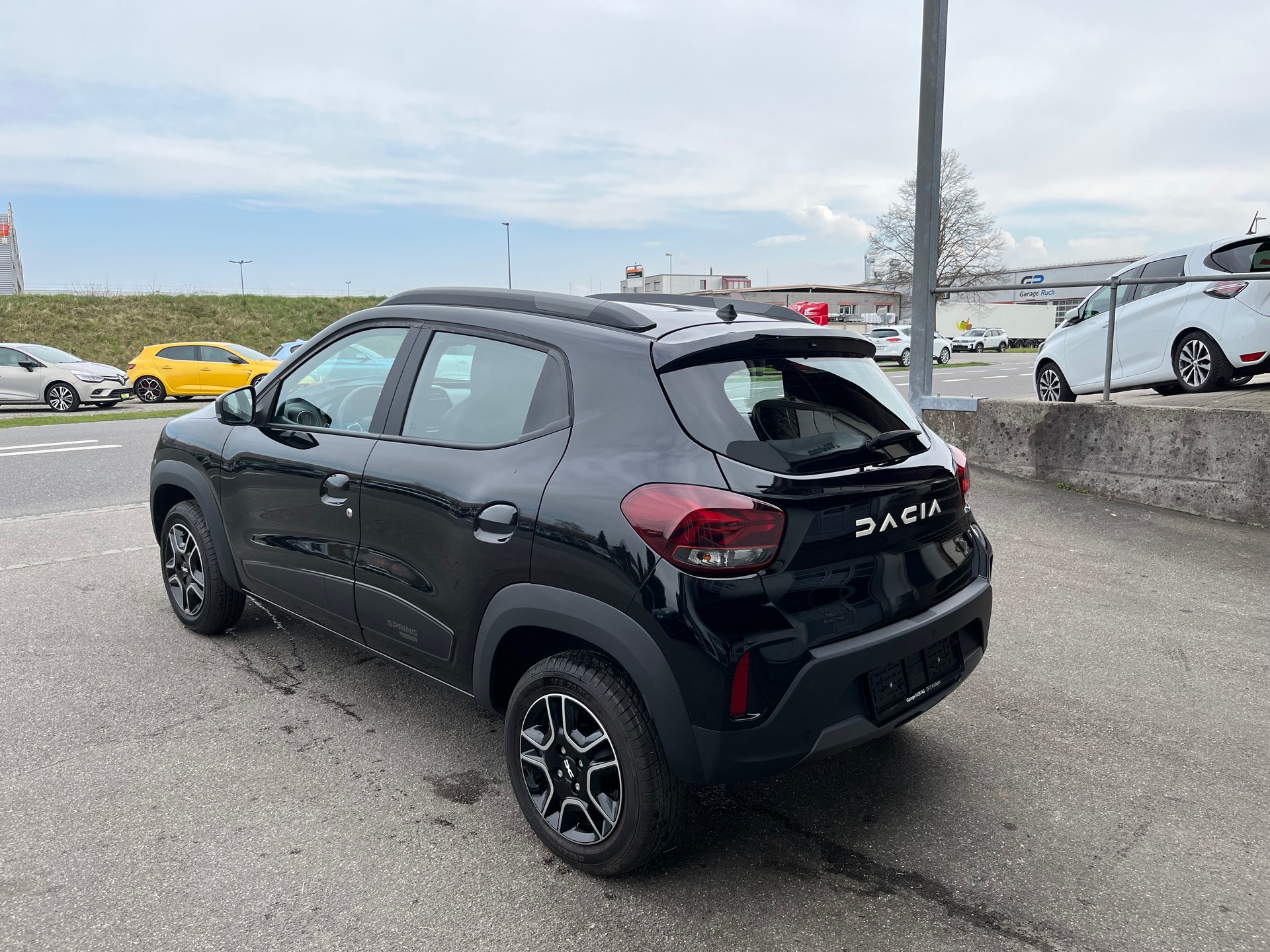 DACIA Spring 27 kWh Expression+++PREISWERTE ELEKTROMOBILITÄT+++-showroom-element-1