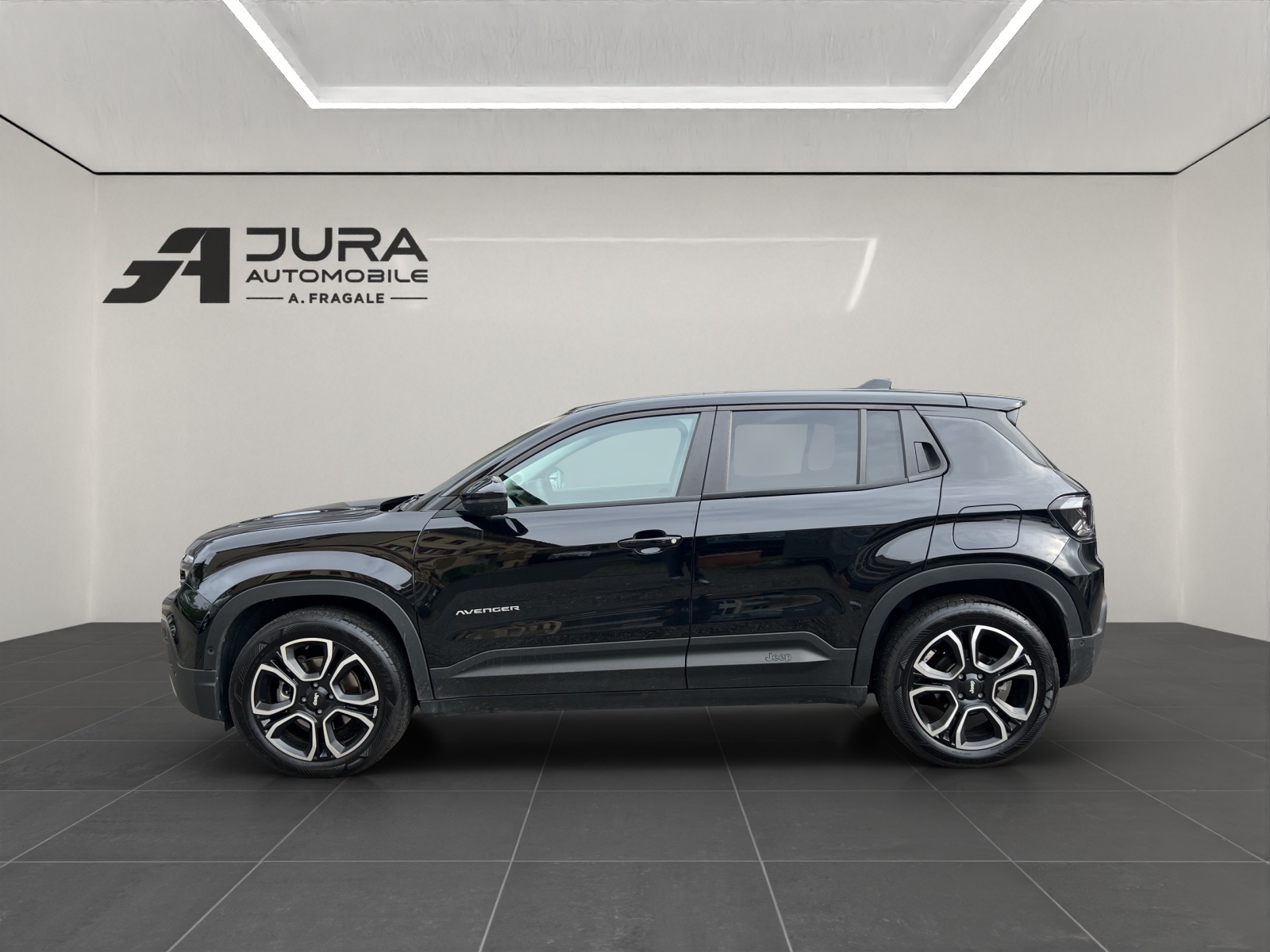 JEEP Avenger Summit-image-3