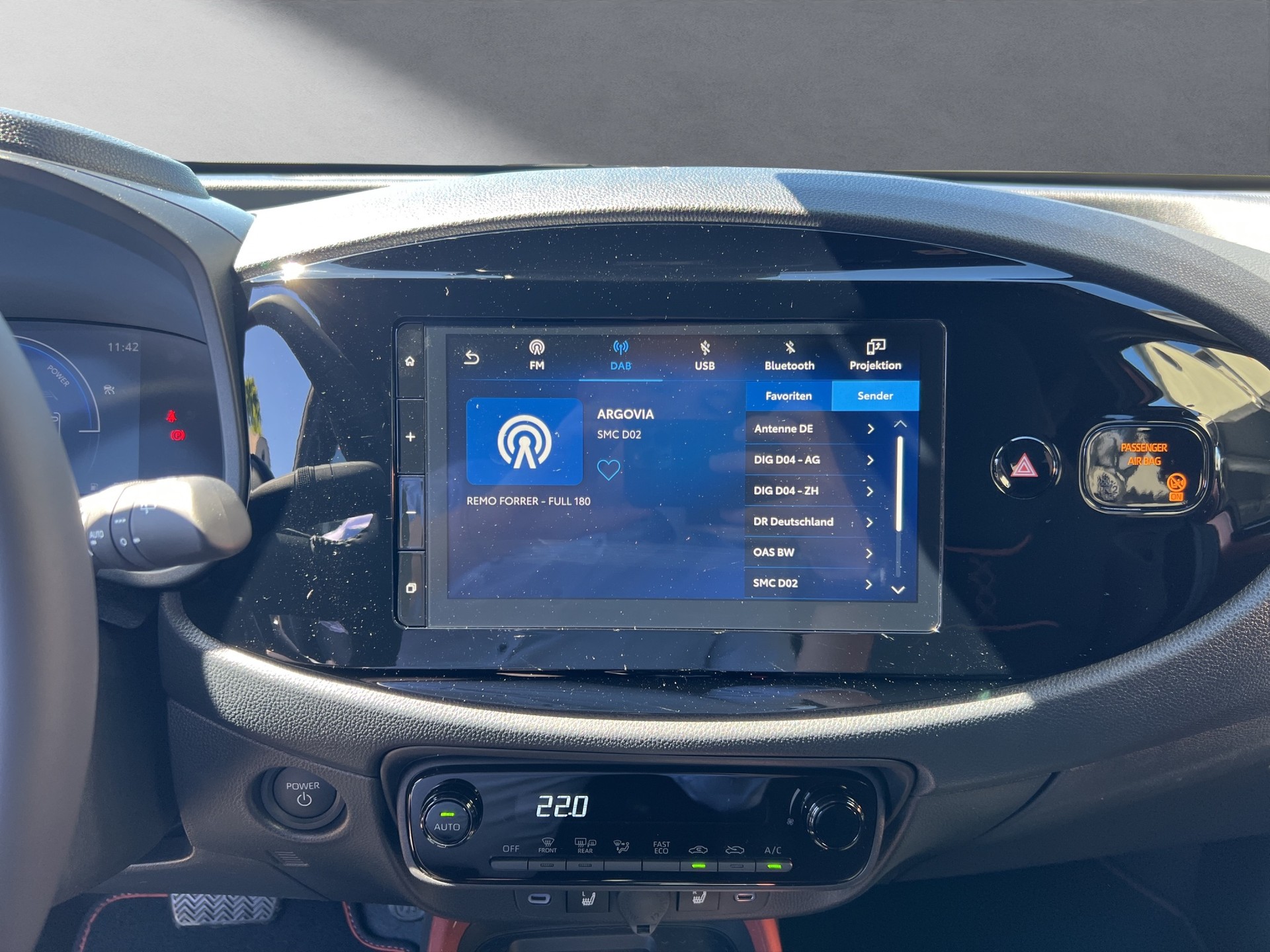 TOYOTA Aygo X 1.5 VVT-i HSD Trend-image-5
