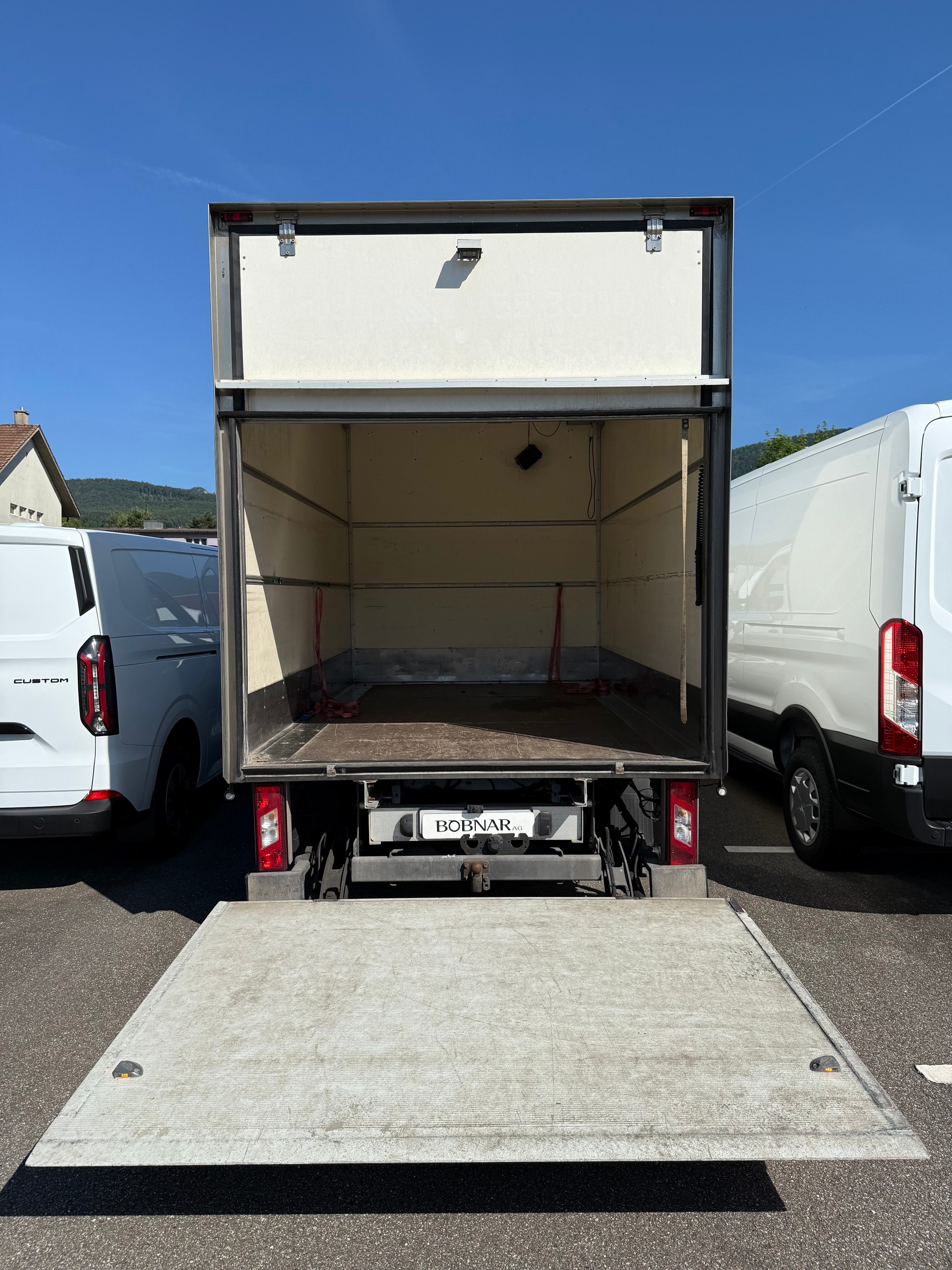 FORD Transit 350 L2 Koffer / HB 2.0 EcoBlue 1 Ambiente 170 PS-image-6