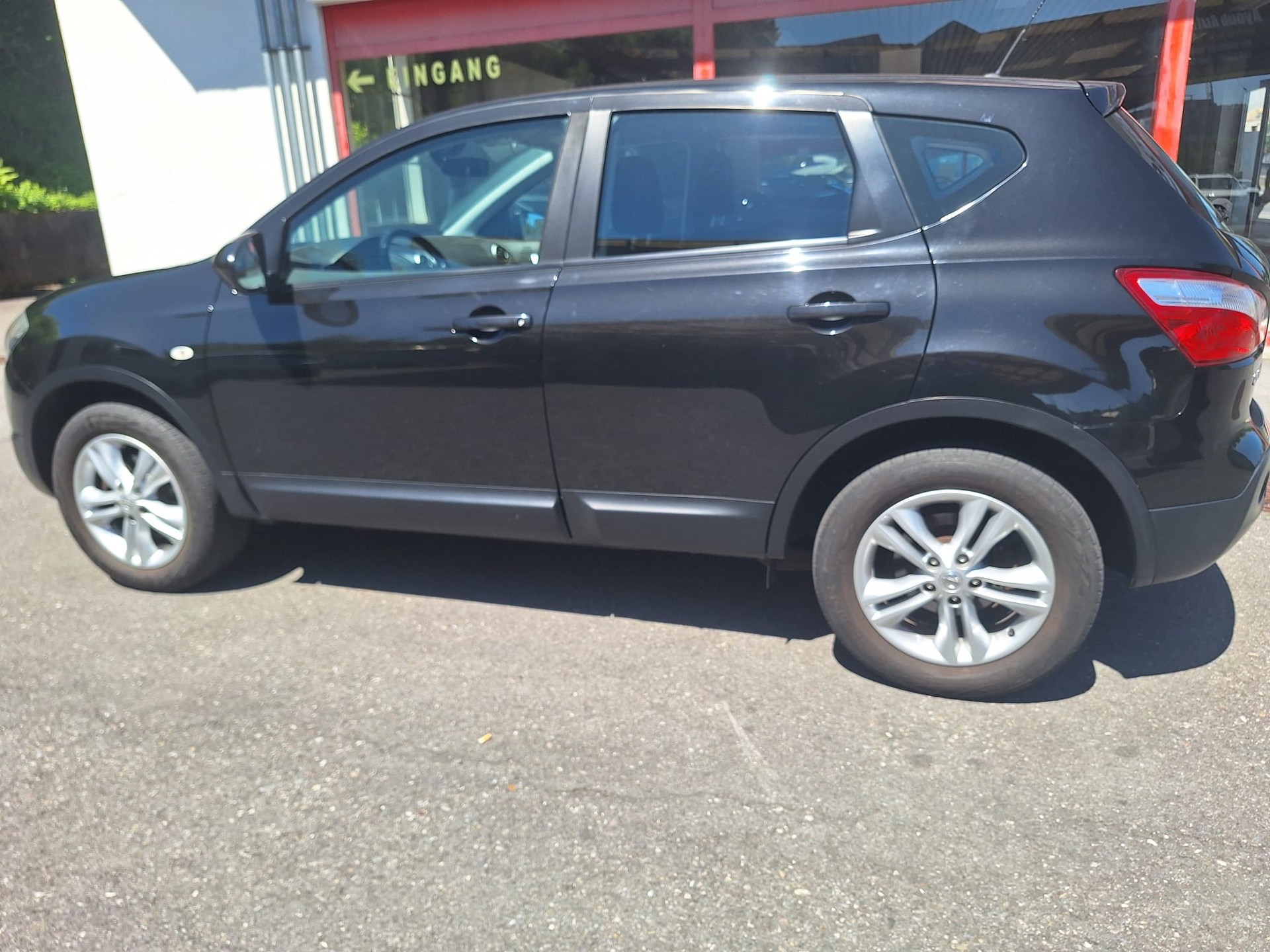 NISSAN Qashqai 2.0 4WD i-Way XTronic CVT-image-3