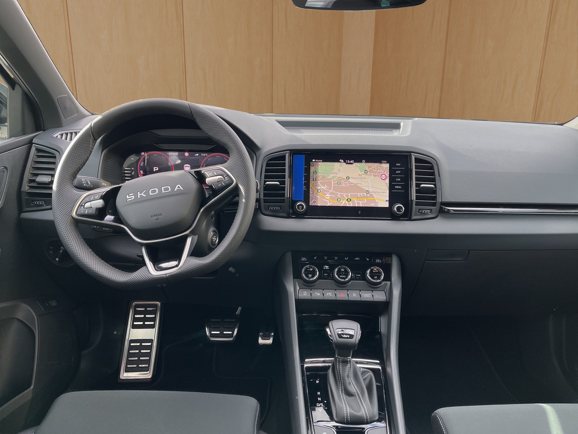 SKODA Karoq 2.0 TSI SportLine 4x4 DSG-image-7