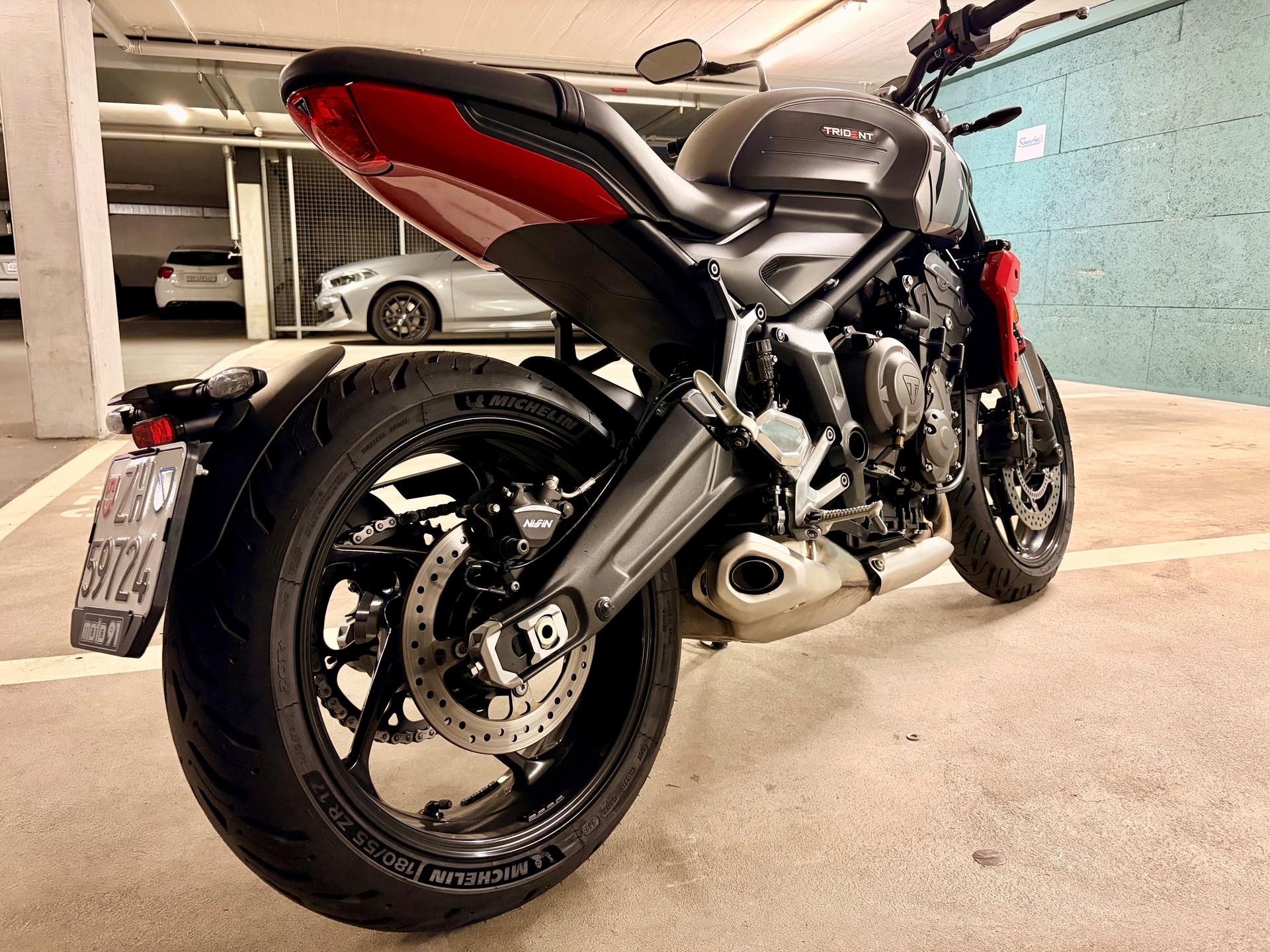 TRIUMPH Trident 660
