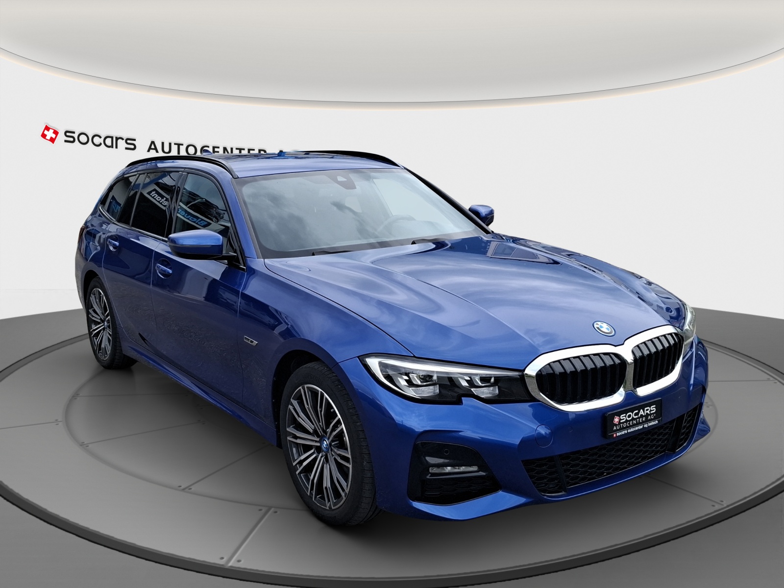 BMW 320e Touring M Sport Steptronic // Anhängerkupplung // 8-fach Aluminiumbereift-image-3
