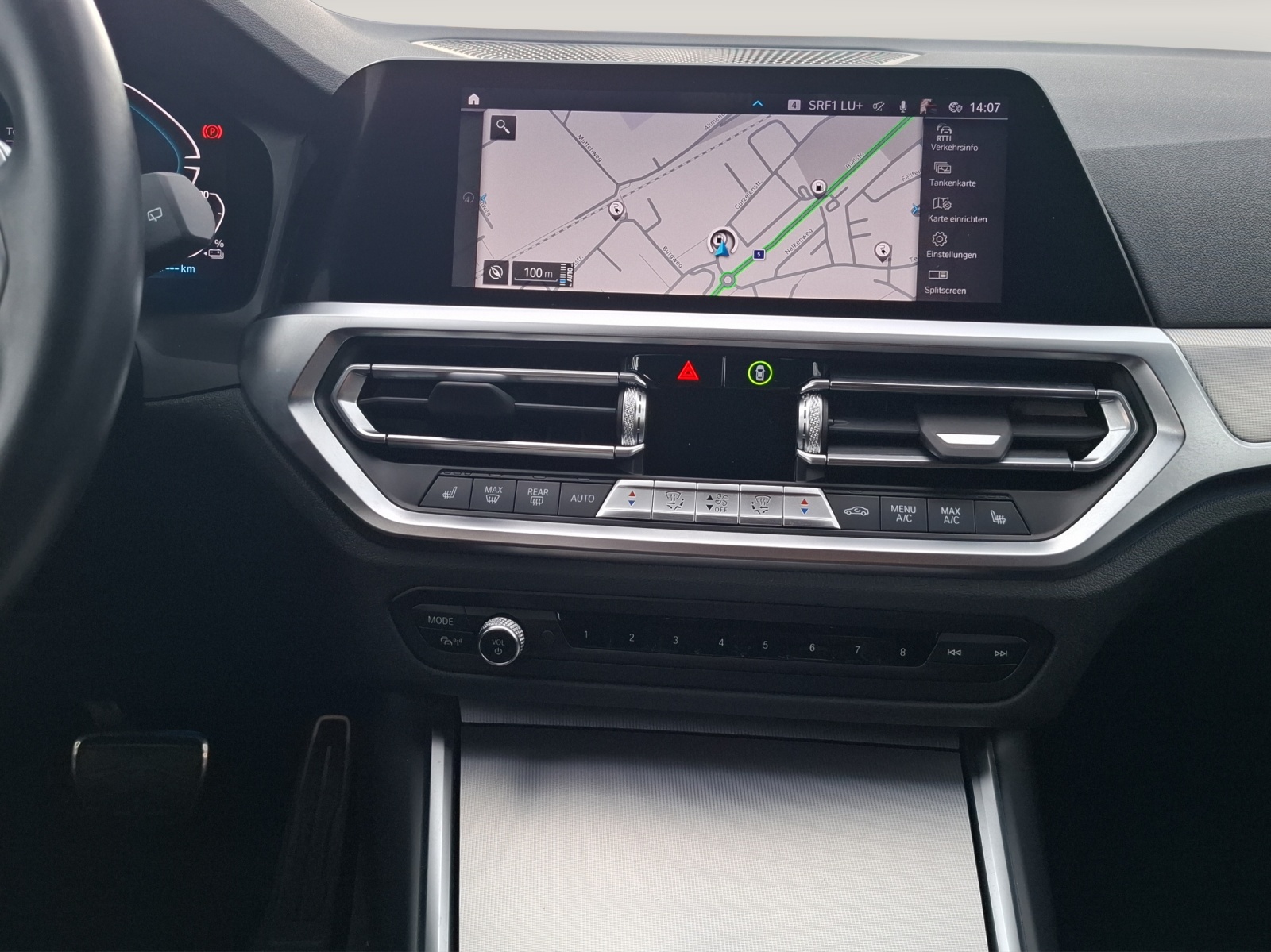 BMW 320e Touring M Sport Steptronic // Anhängerkupplung // 8-fach Aluminiumbereift-image-13