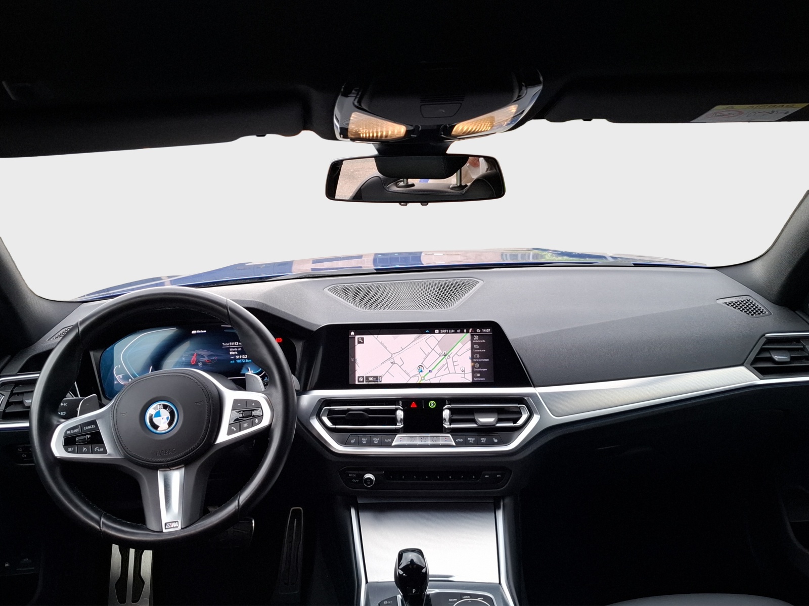 BMW 320e Touring M Sport Steptronic // Anhängerkupplung // 8-fach Aluminiumbereift-image-11