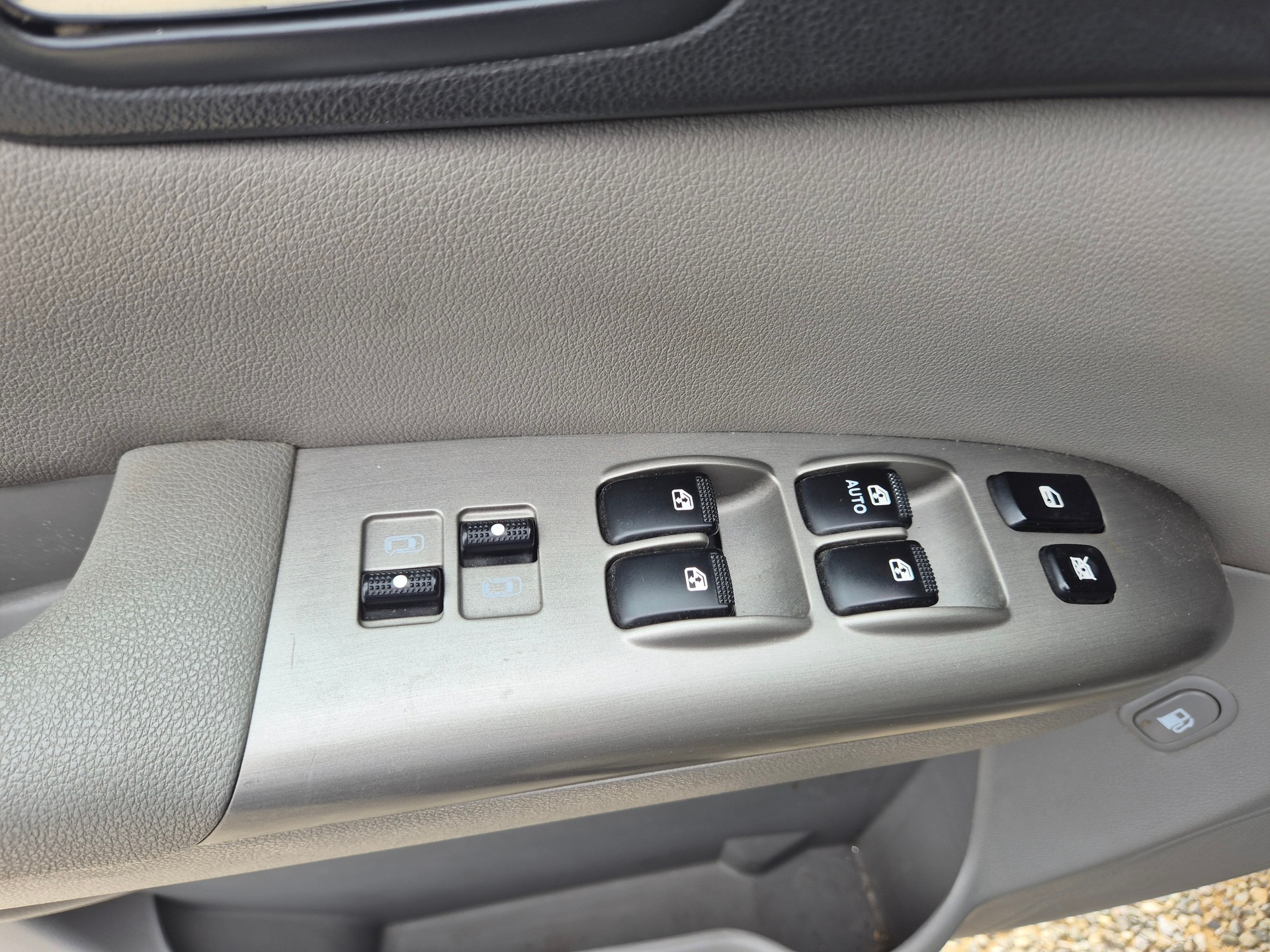 KIA Carnival 2.2 CRDi _seven Automatic-image-4