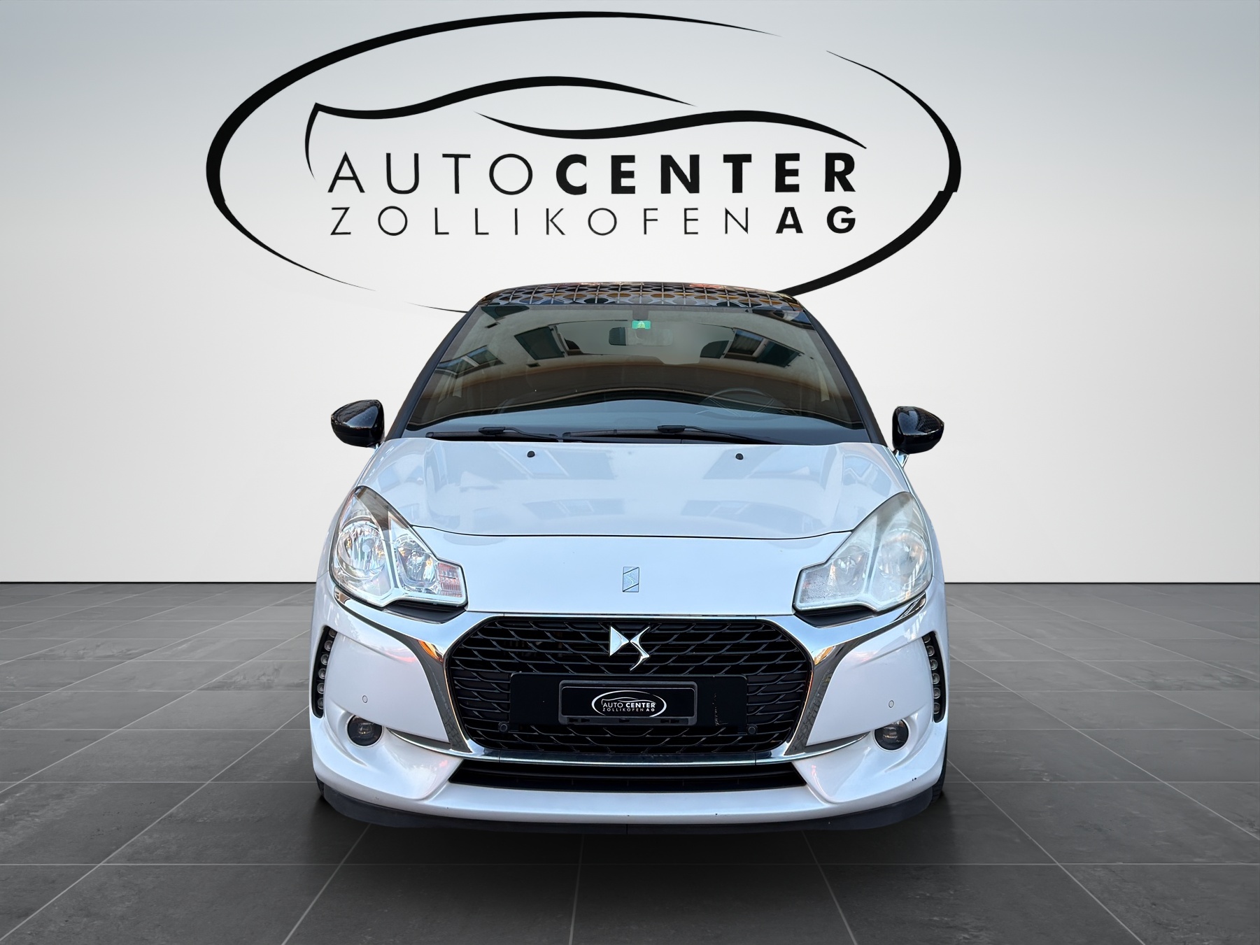 DS AUTOMOBILES DS 3 1.2 PureTech SO Chic EAT-showroom-element-1