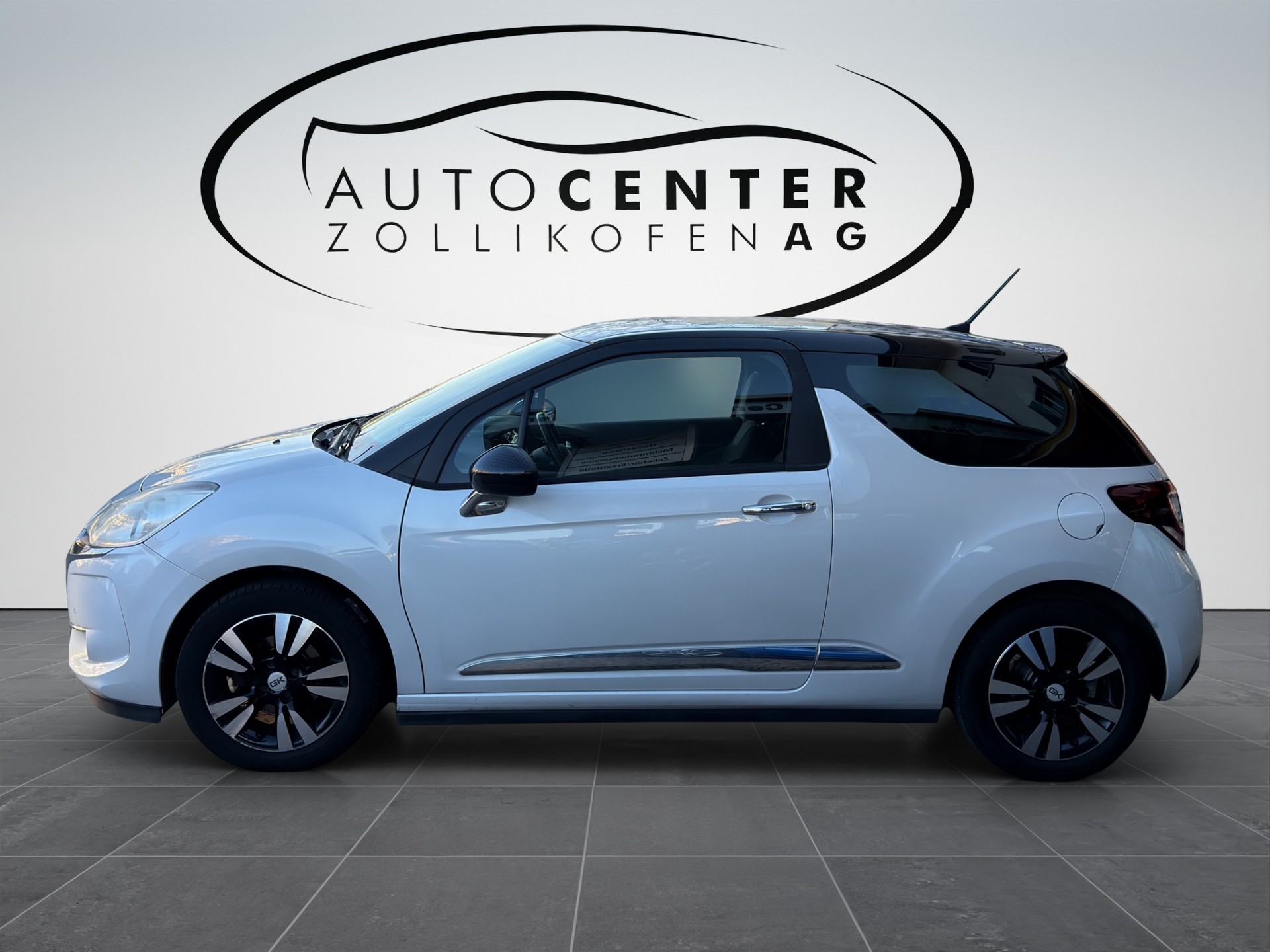 DS AUTOMOBILES DS 3 1.2 PureTech SO Chic EAT-showroom-element-3