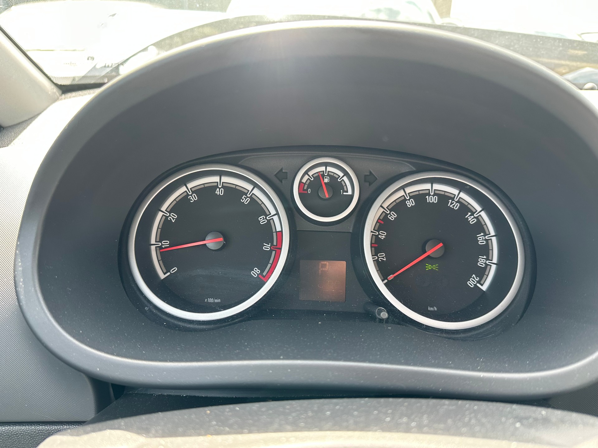 OPEL Corsa 1.4 TP Enjoy-image-9