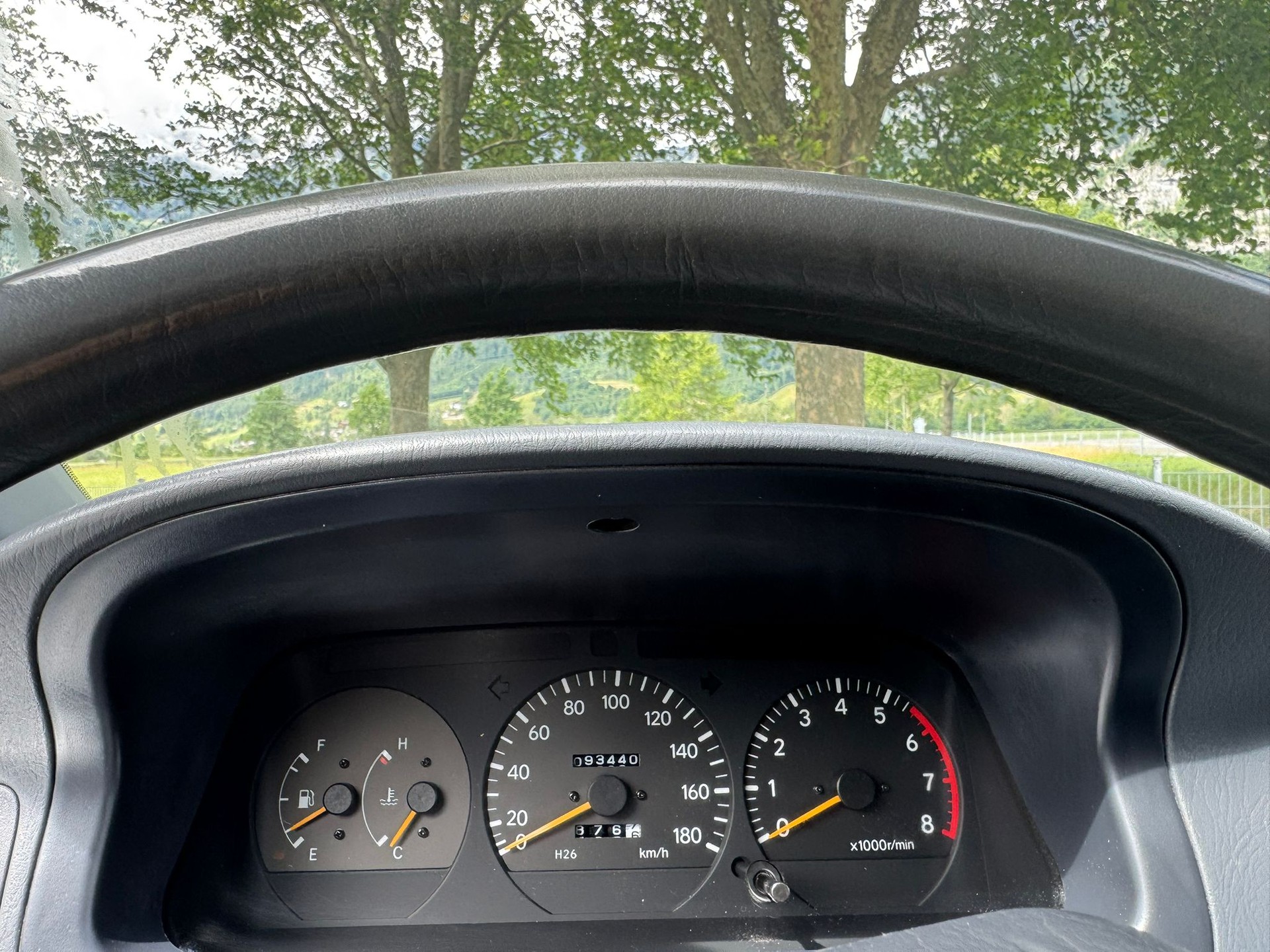 TOYOTA Hiace 2.4 Van 4x4 LWB-image-17
