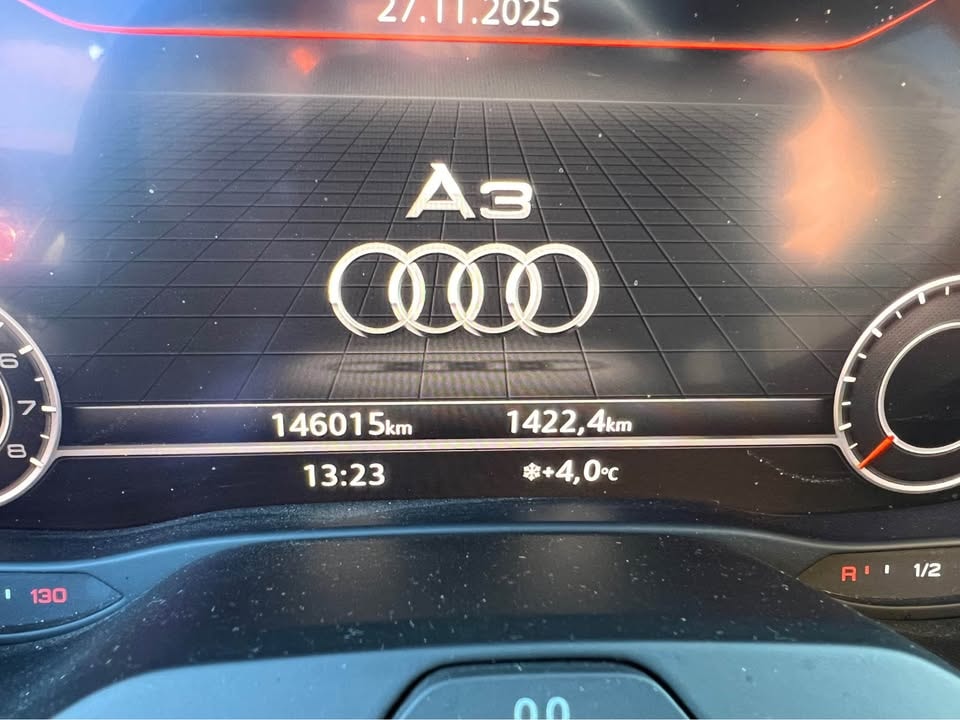 AUDI A3 Sportback 35 TFSI Sport S-tronic-image-13