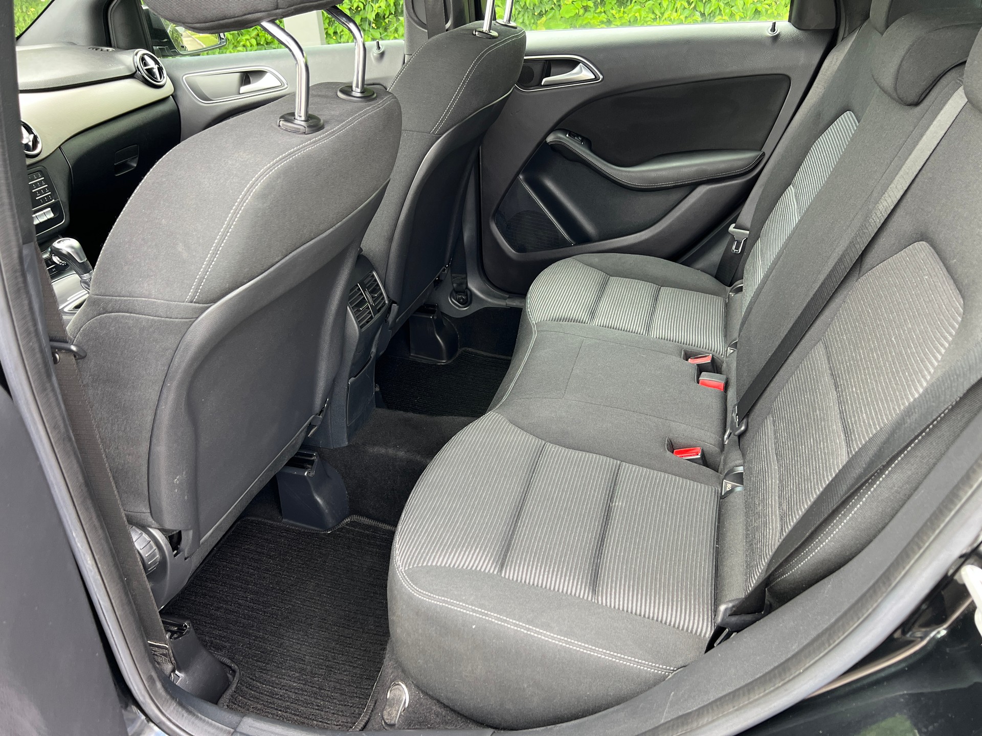 MERCEDES-BENZ B 180 CDI Urban-image-9