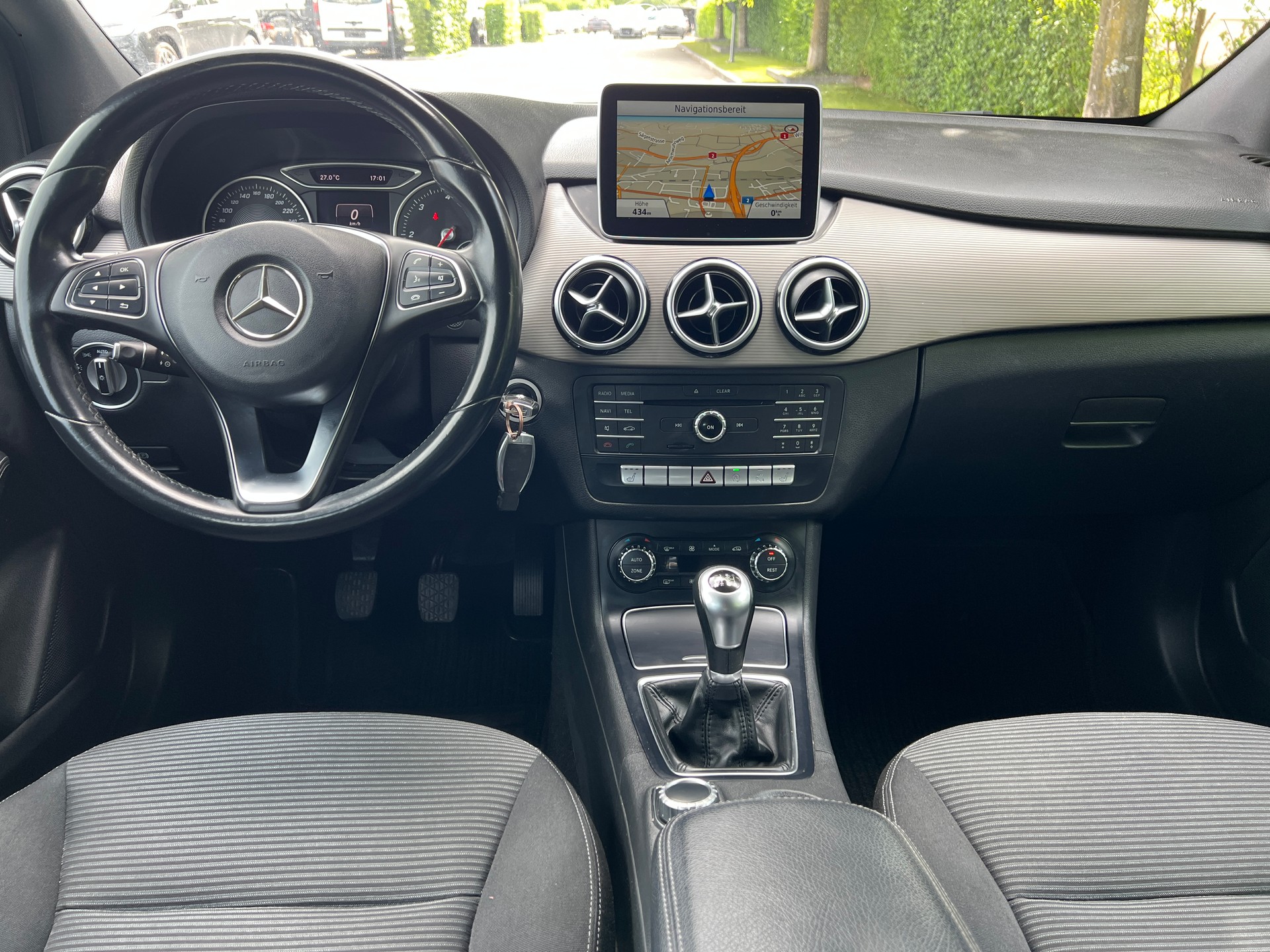 MERCEDES-BENZ B 180 CDI Urban-image-7