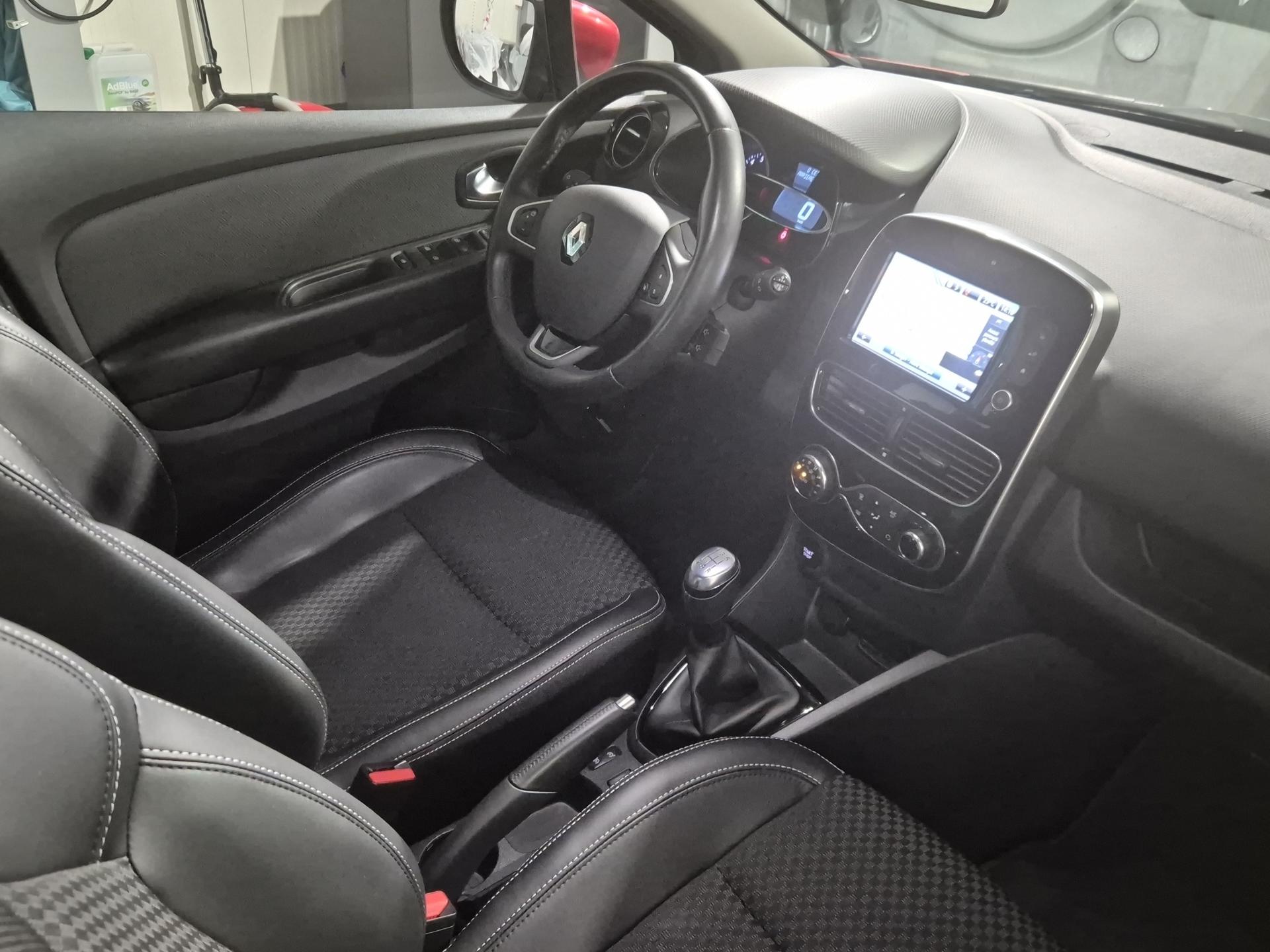 RENAULT Clio 0.9 12V Intens-image-20